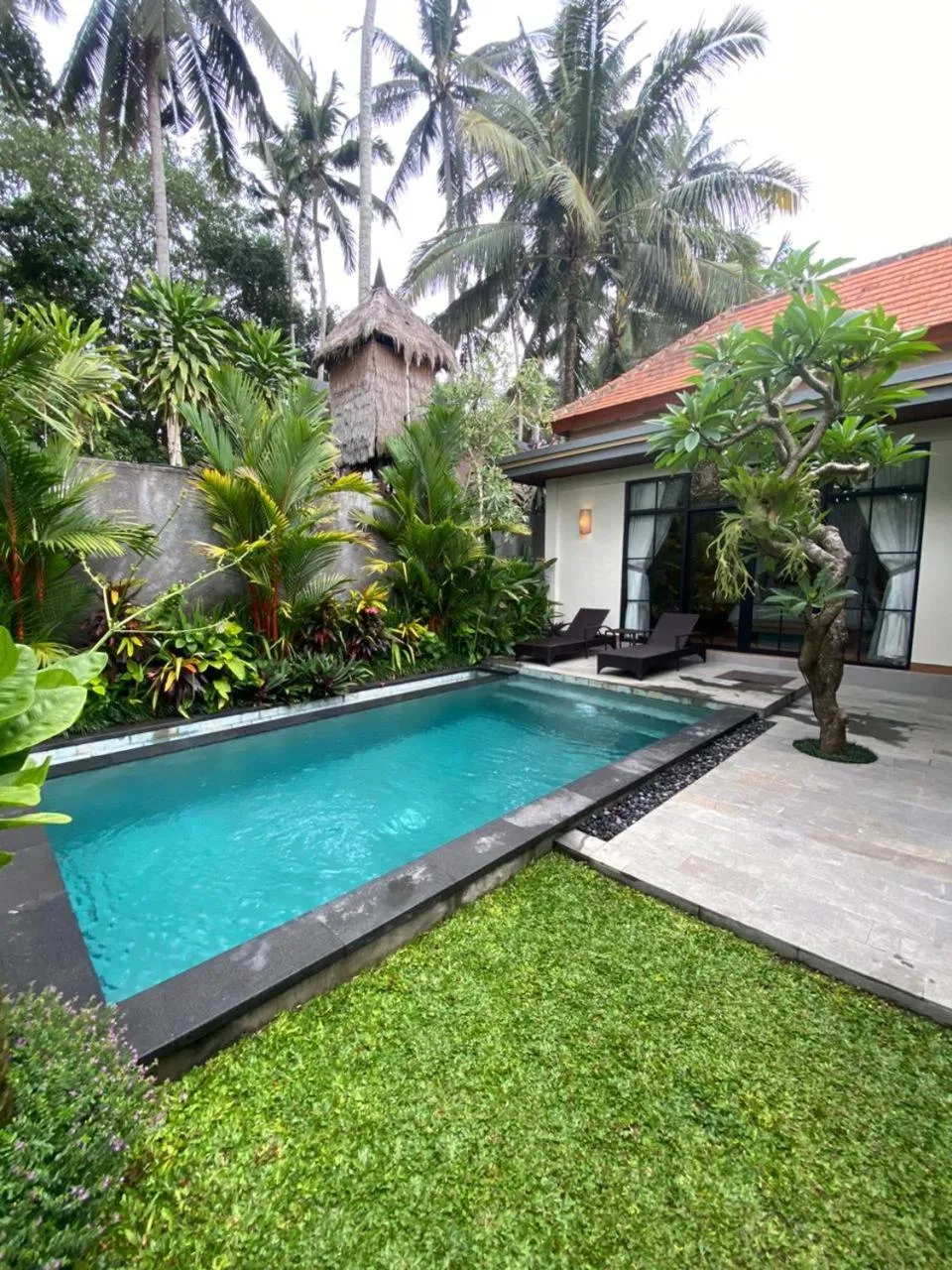 Swimming pool in Sawitri Anandhita Luxury Villas