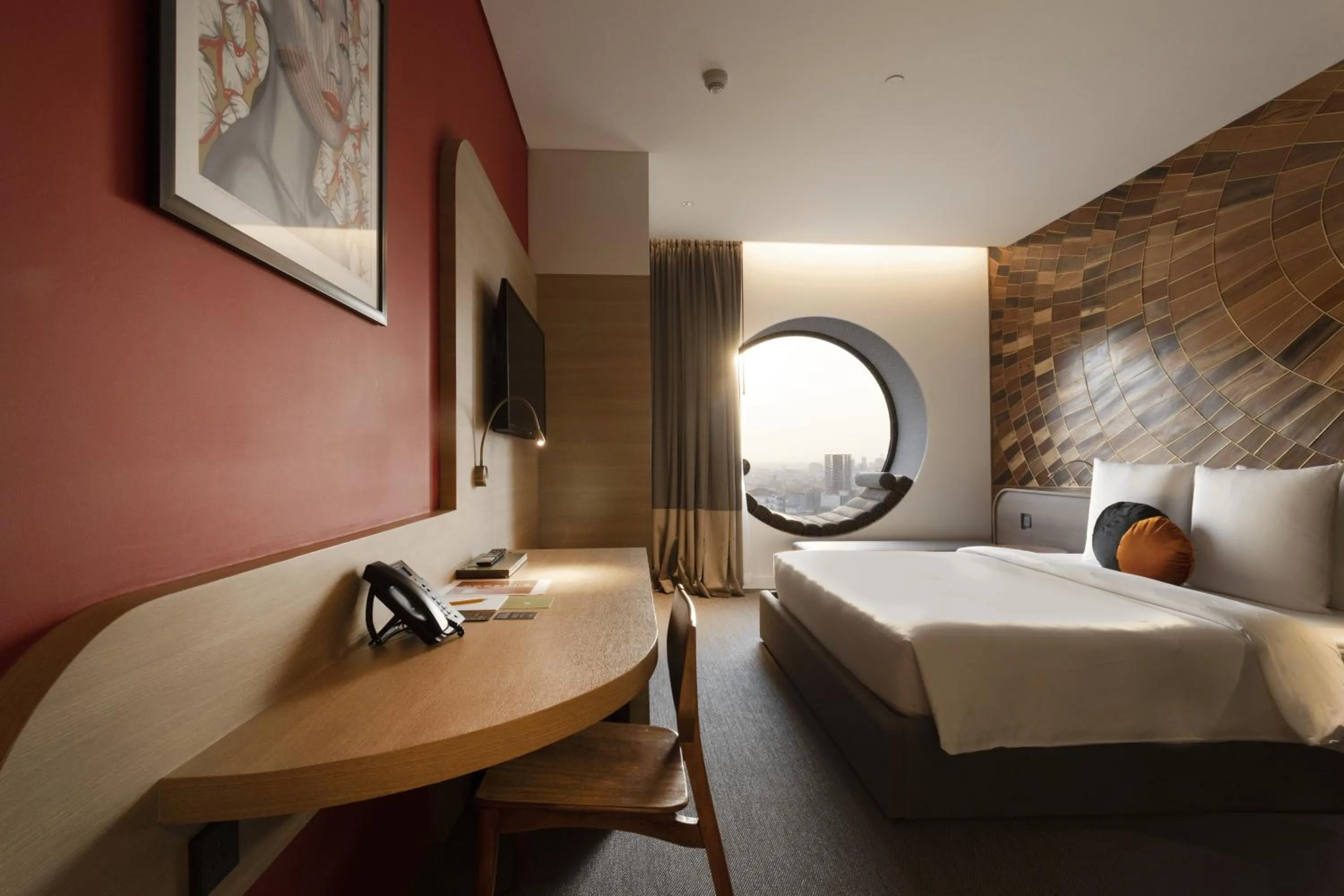 Bed in SUN & MOON, Riverside Hotel