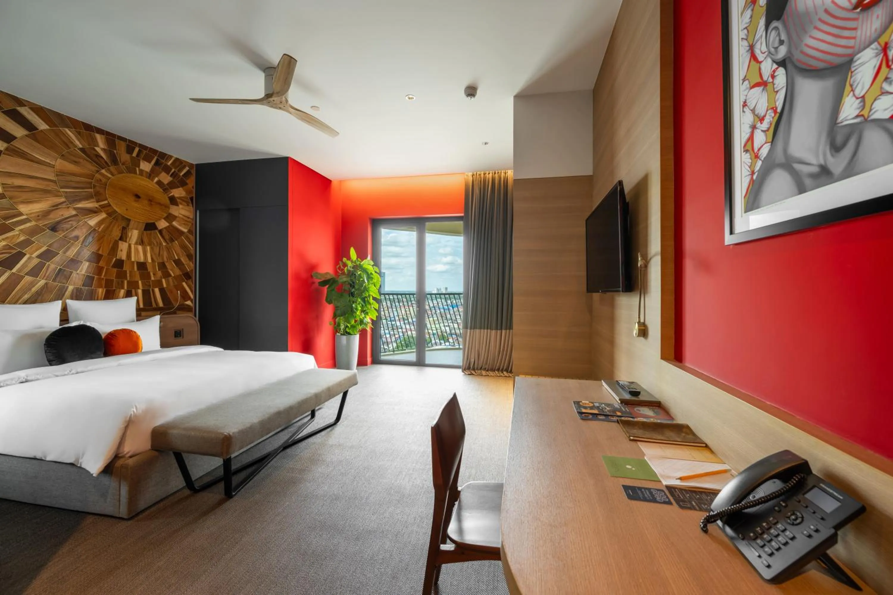 Bed in SUN & MOON, Riverside Hotel