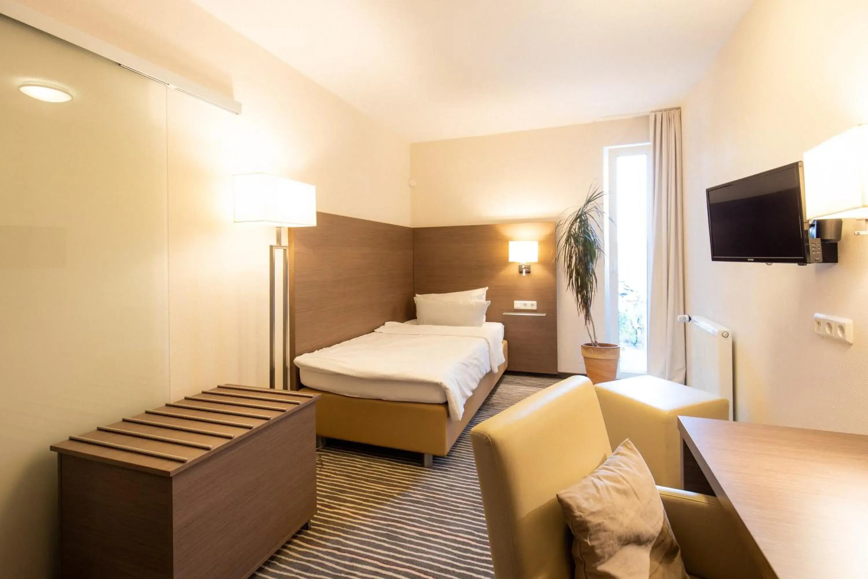 Economy Single Room - single occupancy in Landhotel Am Rothenberg Economy Single Room - single occupancy in Landhotel Am Rothenberg