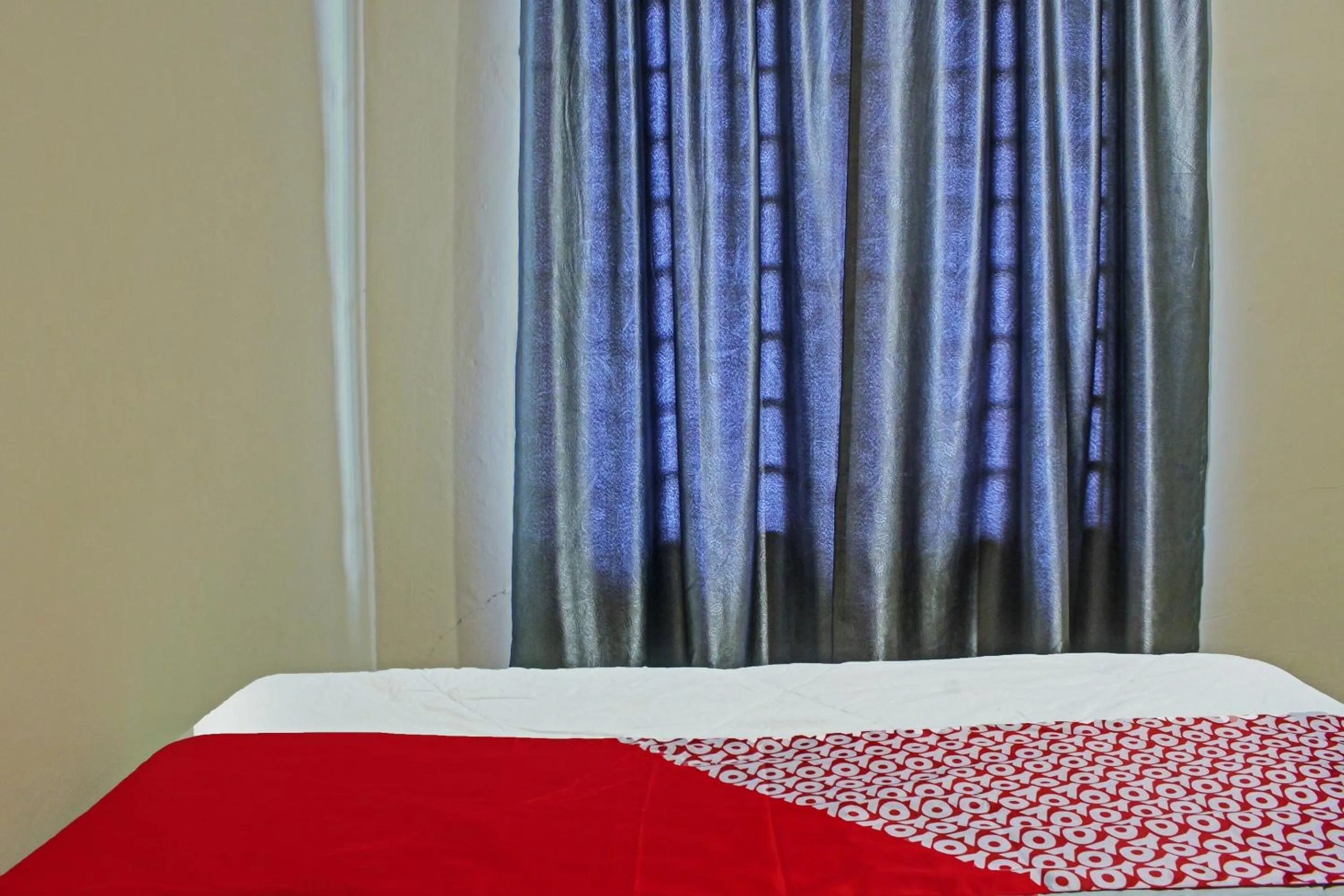 Bedroom, Bed in Hotel O Homestay Daniel 76NearTaman Hijau Karimun