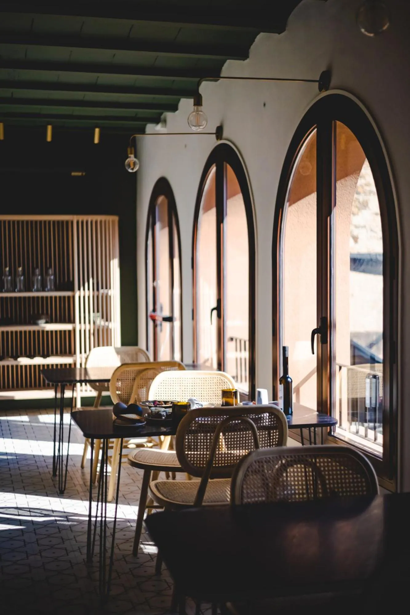 Restaurant/places to eat in ORA Hotel Priorat, a Member of Design Hotels