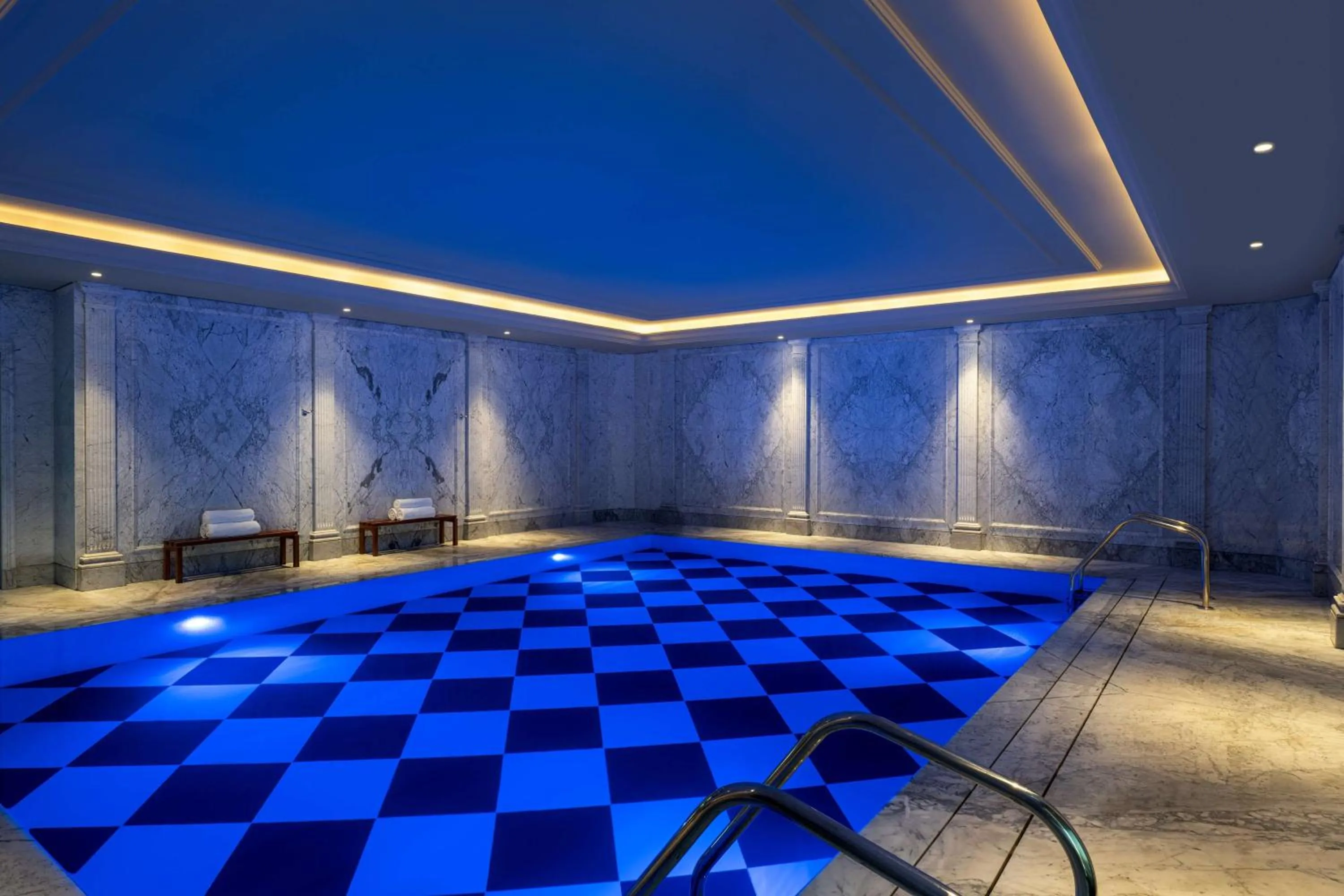 Swimming pool in The Plaza Doha, LXR Hotels & Resorts