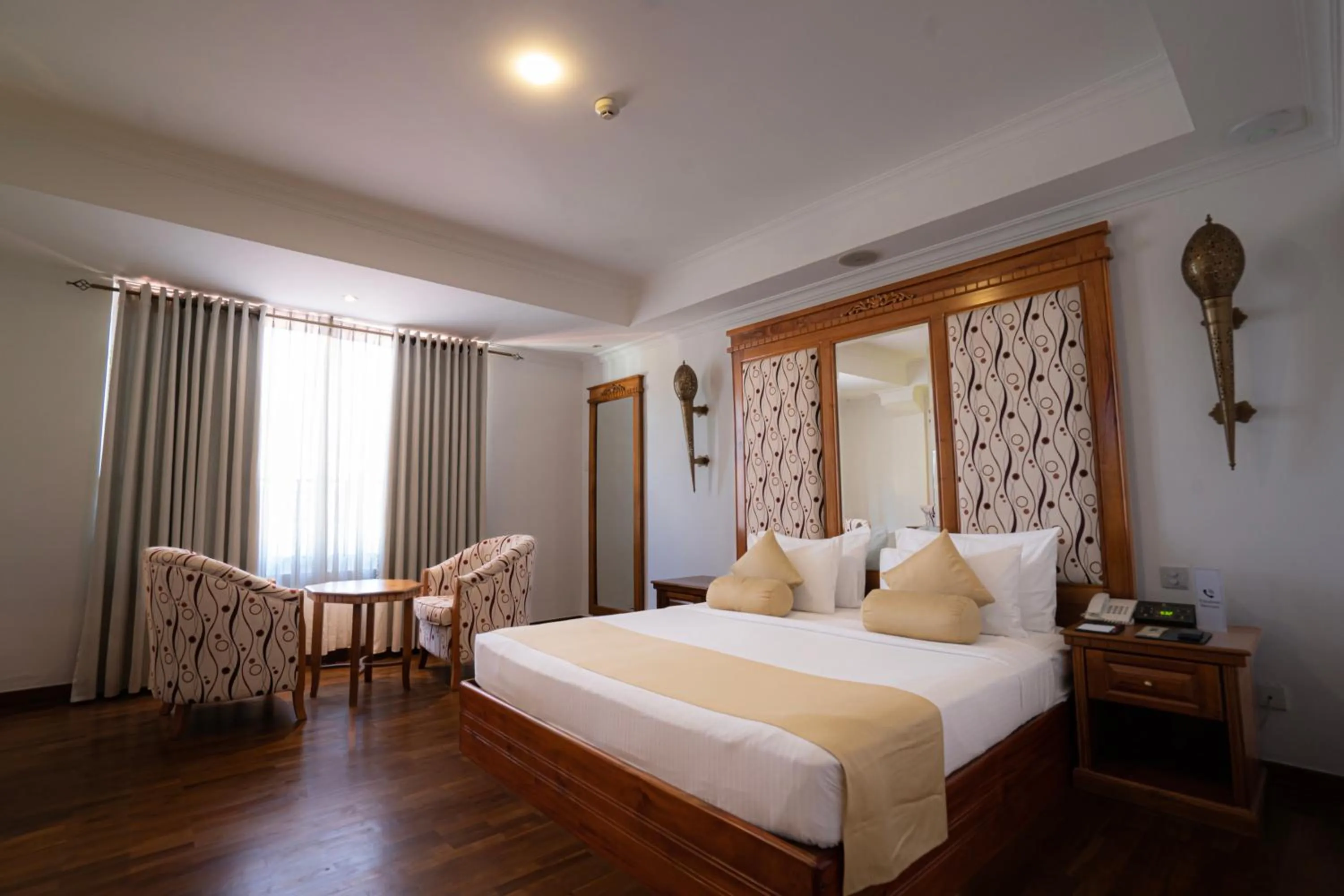 Photo of the whole room, Bed in Araliya Green Hills - Where Historic Charm Mingles with Natural Beauty