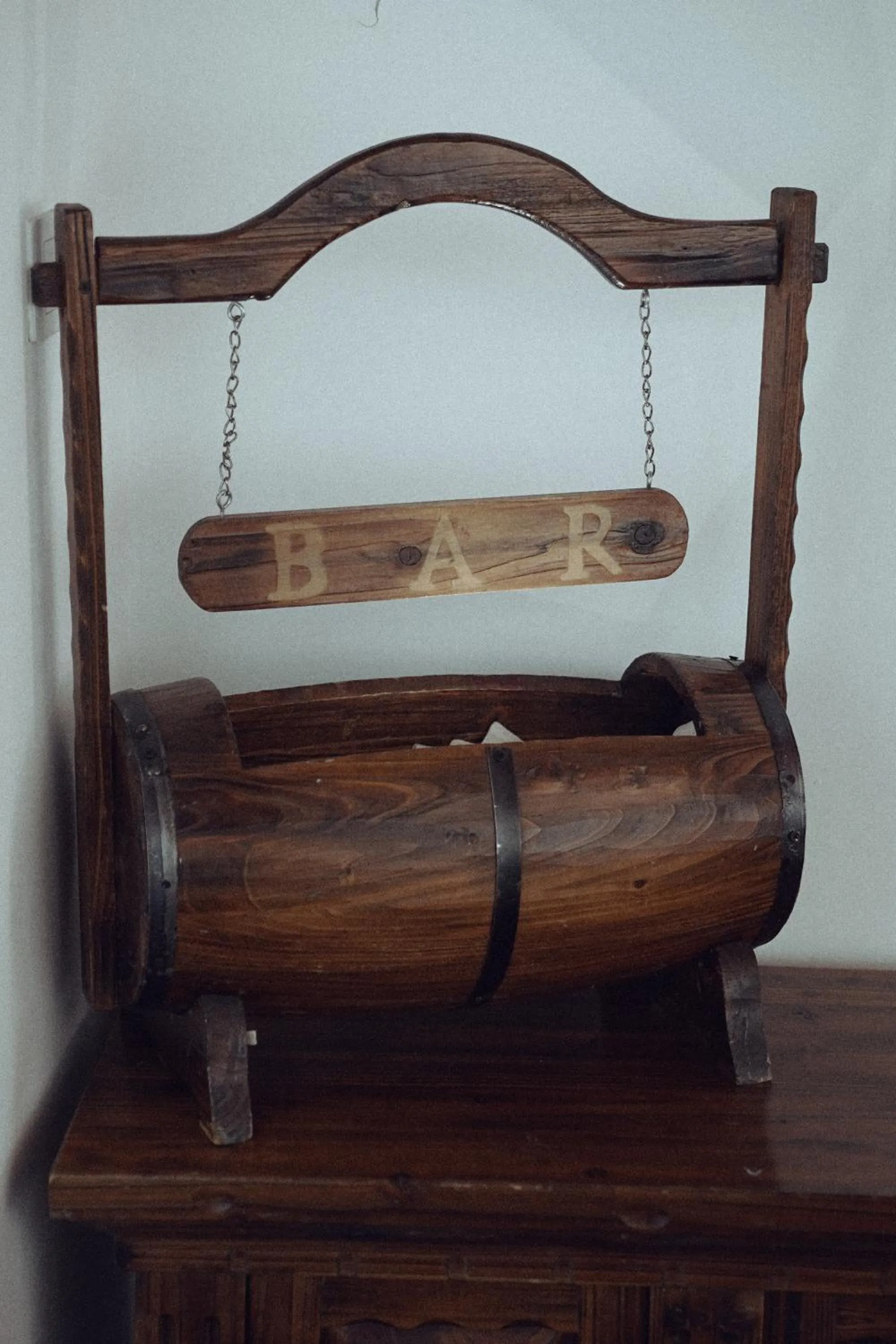 Dining area in Araliya Green Hills - Where Historic Charm Mingles with Natural Beauty