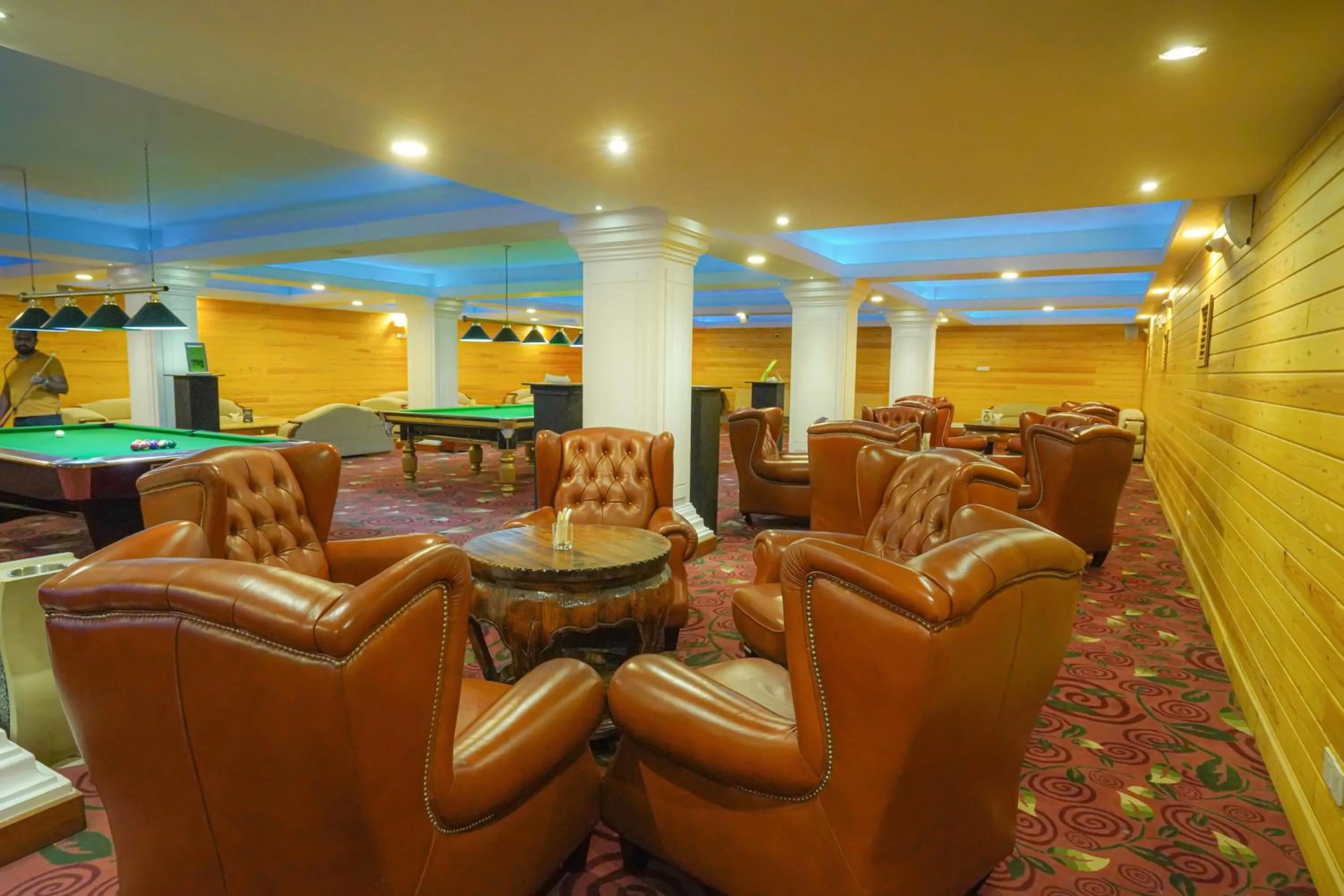 Lounge or bar in Araliya Green Hills - Where Historic Charm Mingles with Natural Beauty