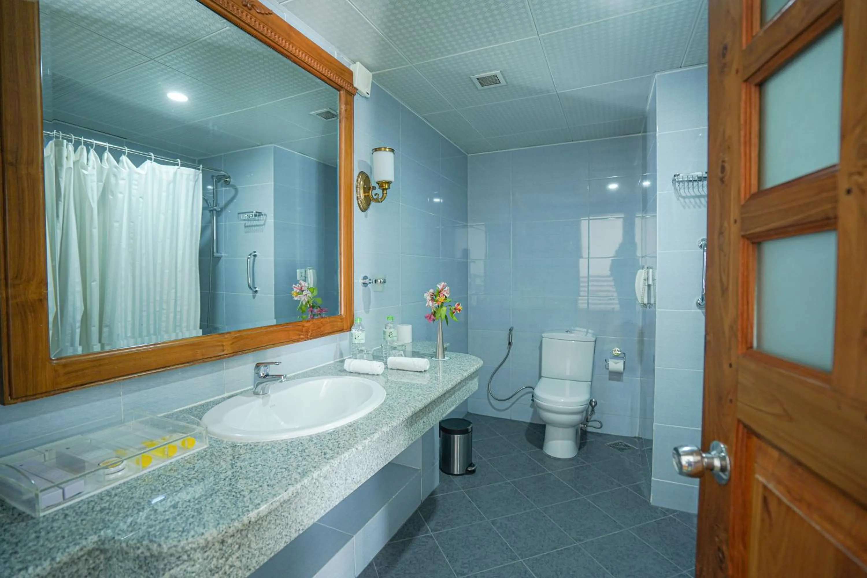 Bathroom in Araliya Green Hills - Where Historic Charm Mingles with Natural Beauty