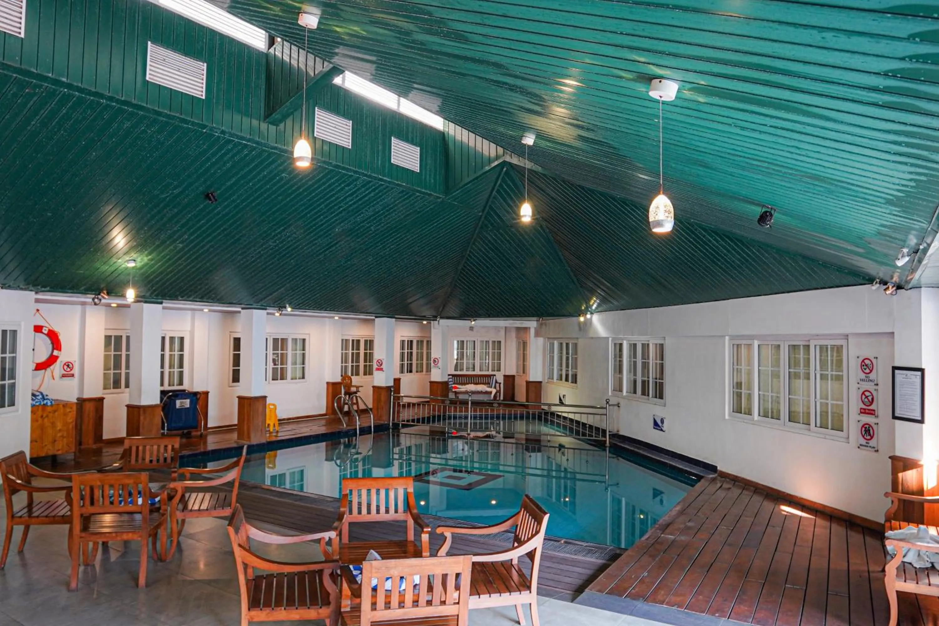 Pool view in Araliya Green Hills - Where Historic Charm Mingles with Natural Beauty