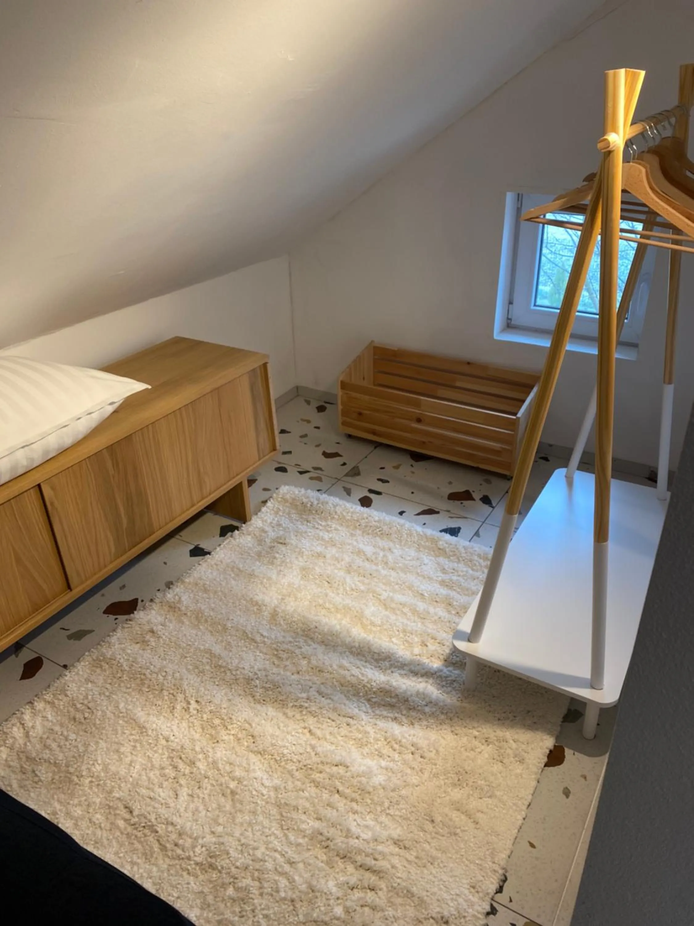 Bed in Rooms & Apartment ZALA Near Airport