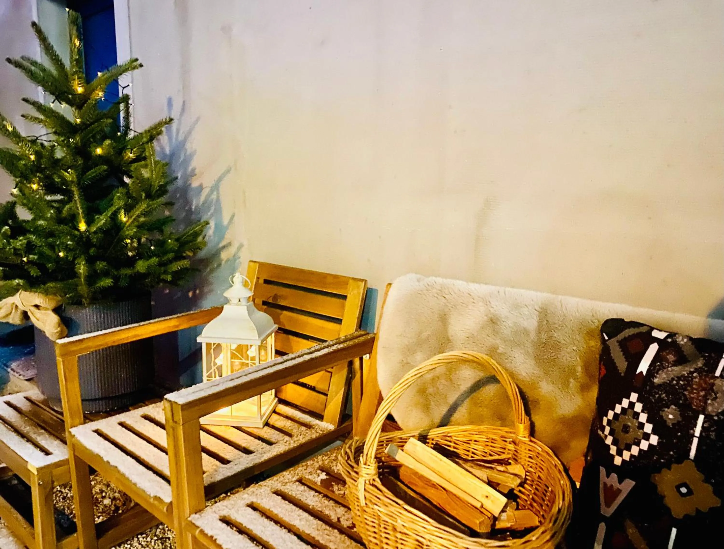 Rooms & Apartment ZALA Near Airport