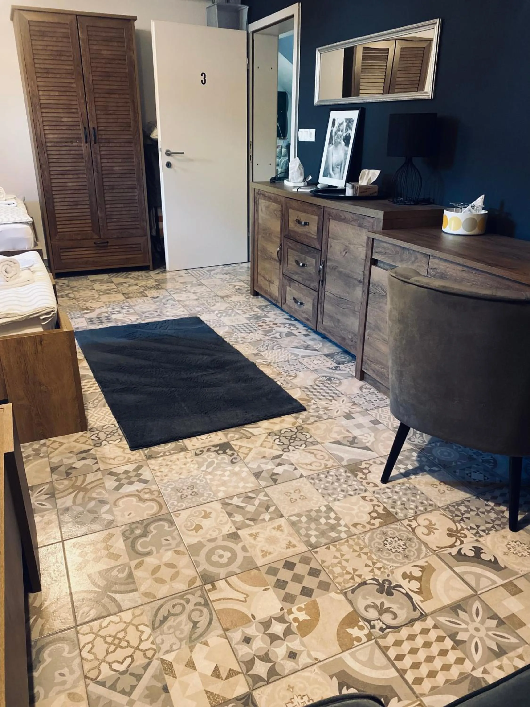 Rooms & Apartment ZALA Near Airport
