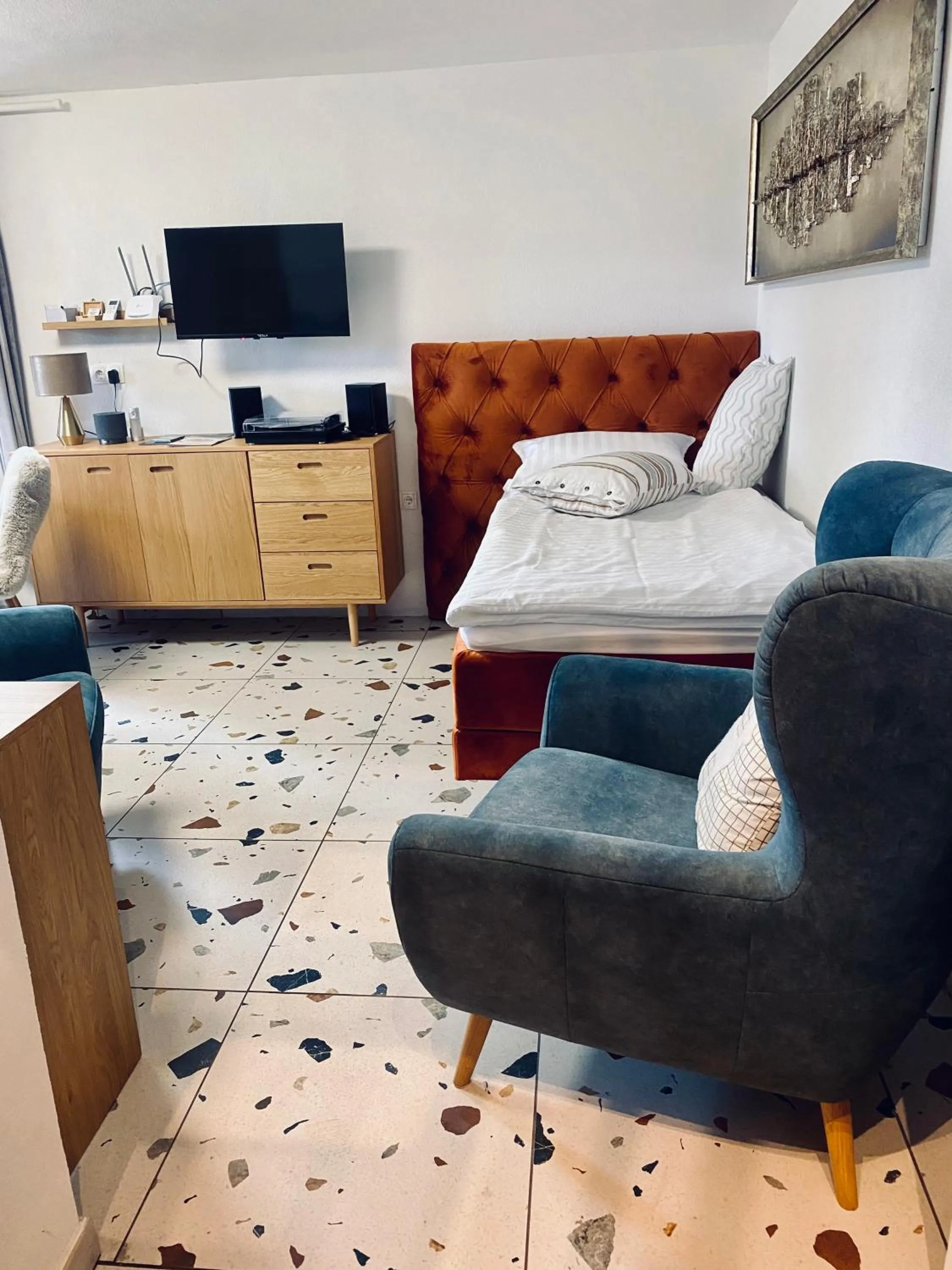 Rooms & Apartment ZALA Near Airport