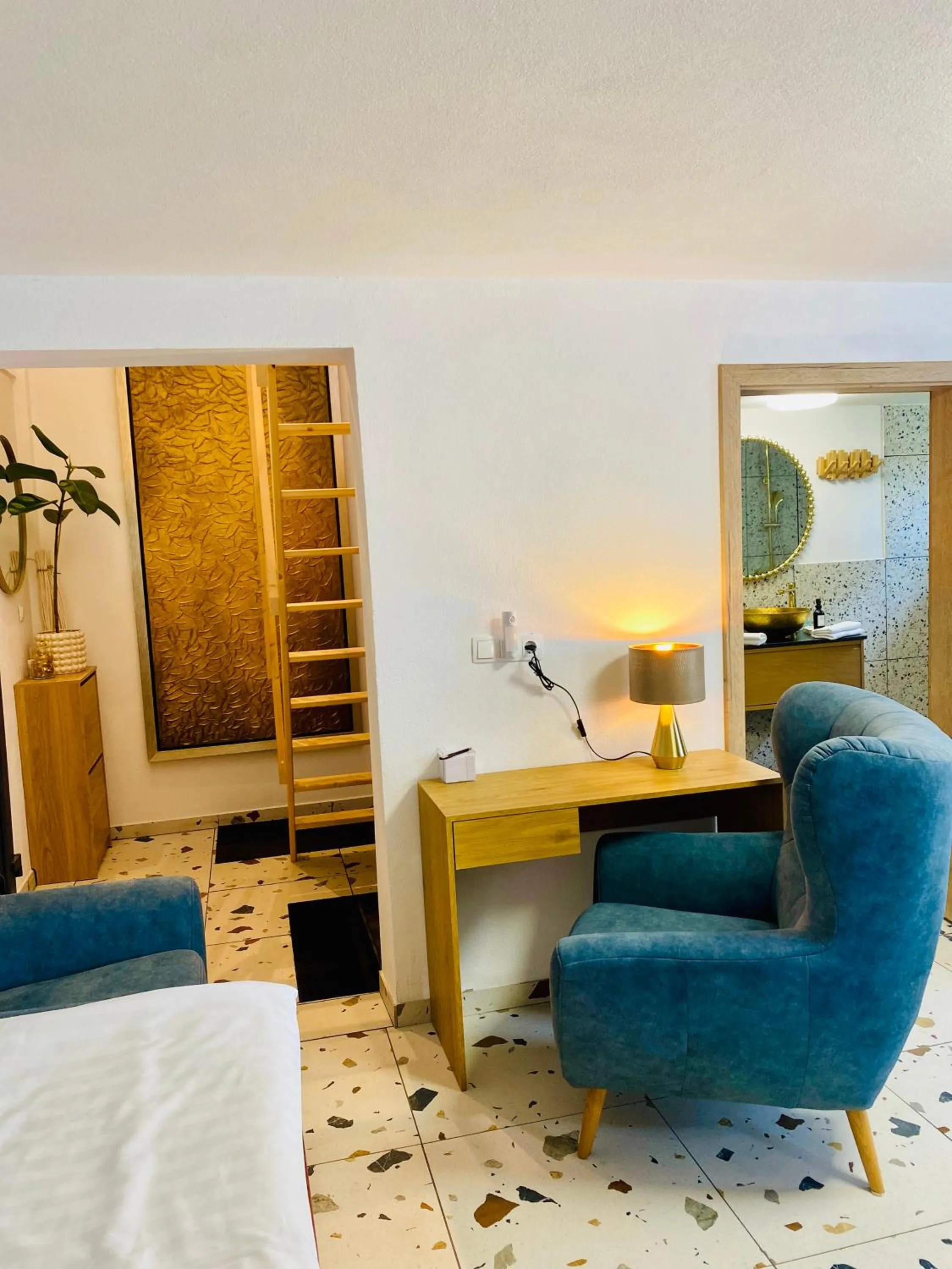 Rooms & Apartment ZALA Near Airport
