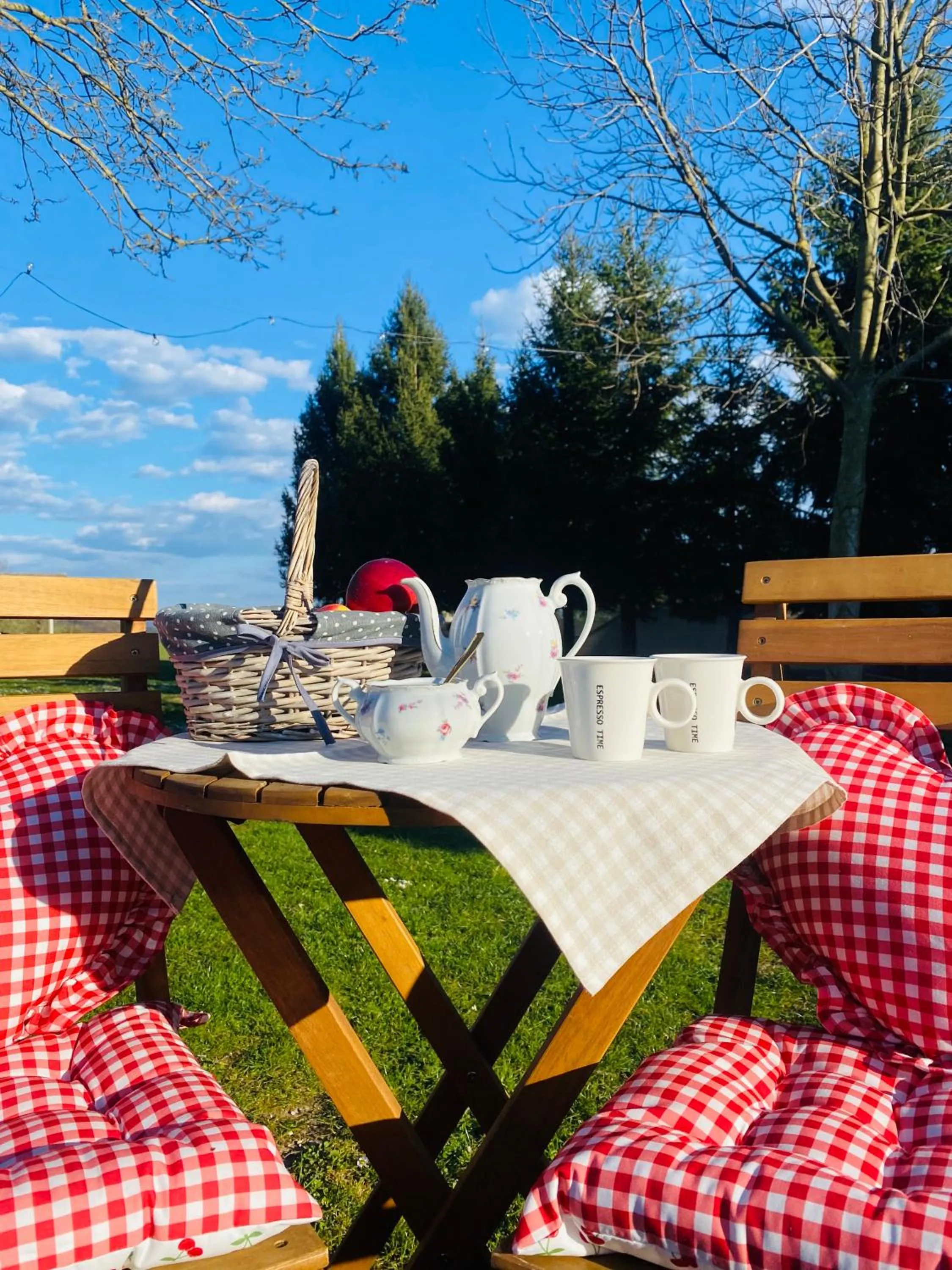 Rooms & Apartment ZALA Near Airport