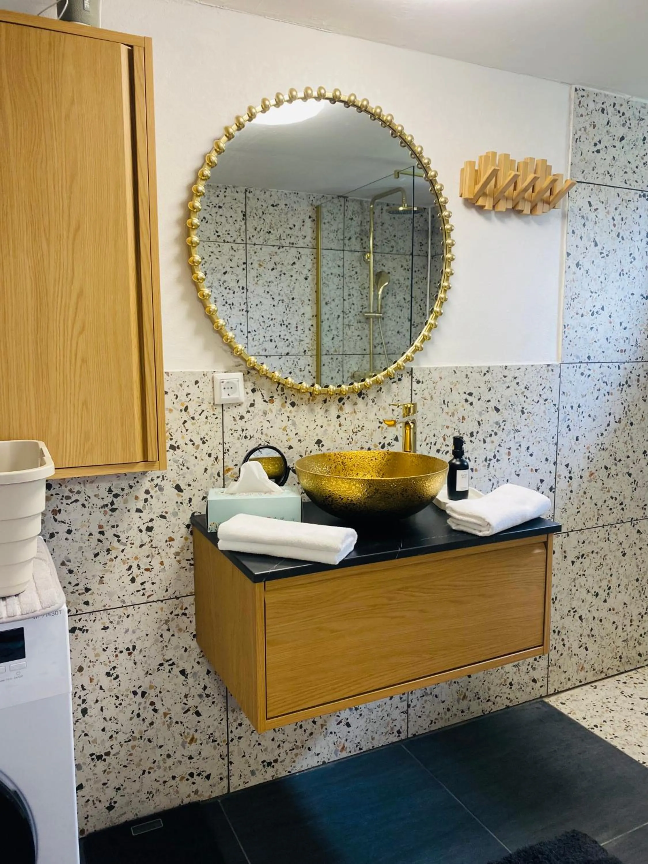 Rooms & Apartment ZALA Near Airport