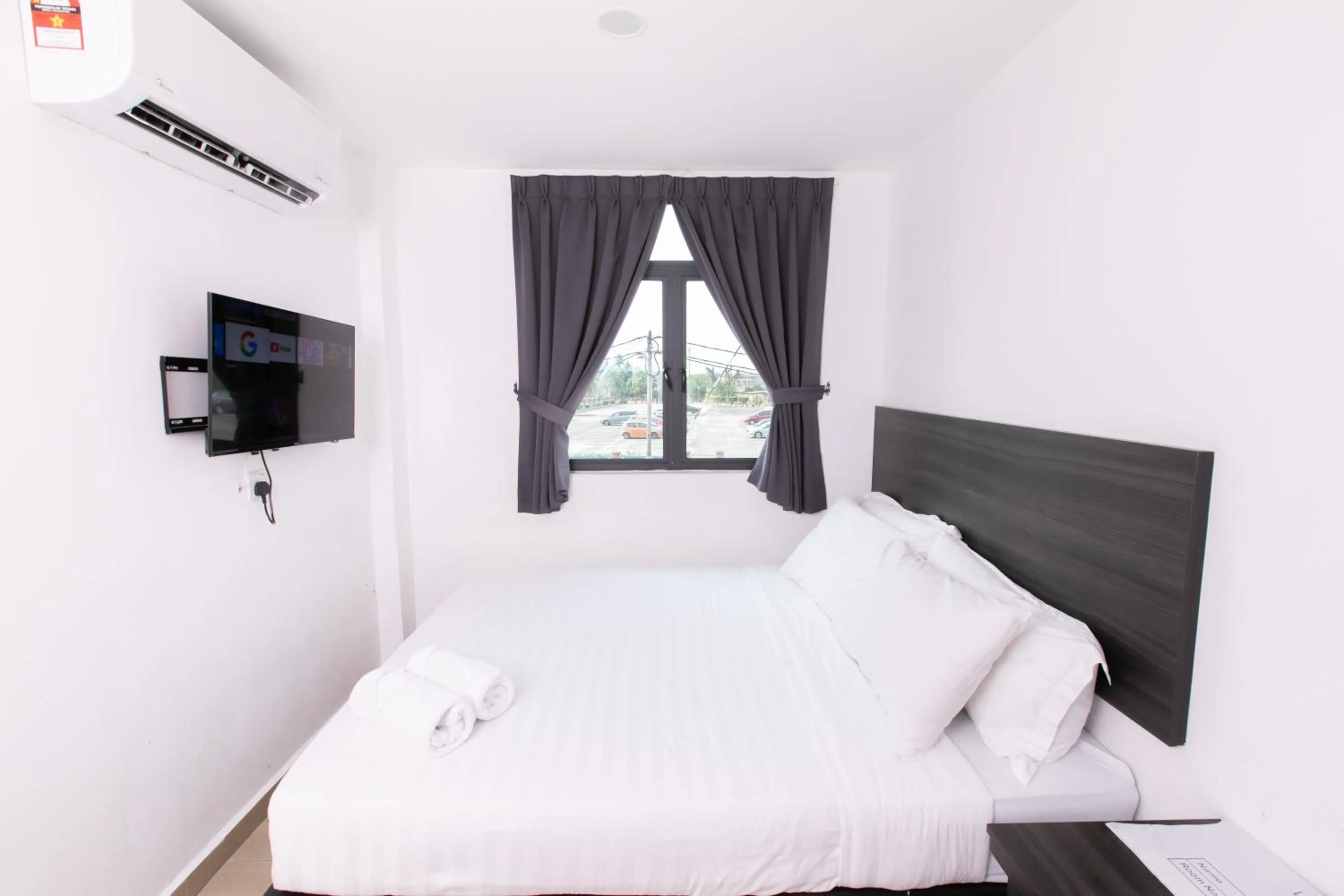 Bedroom, Bed in E Hotel Kulim