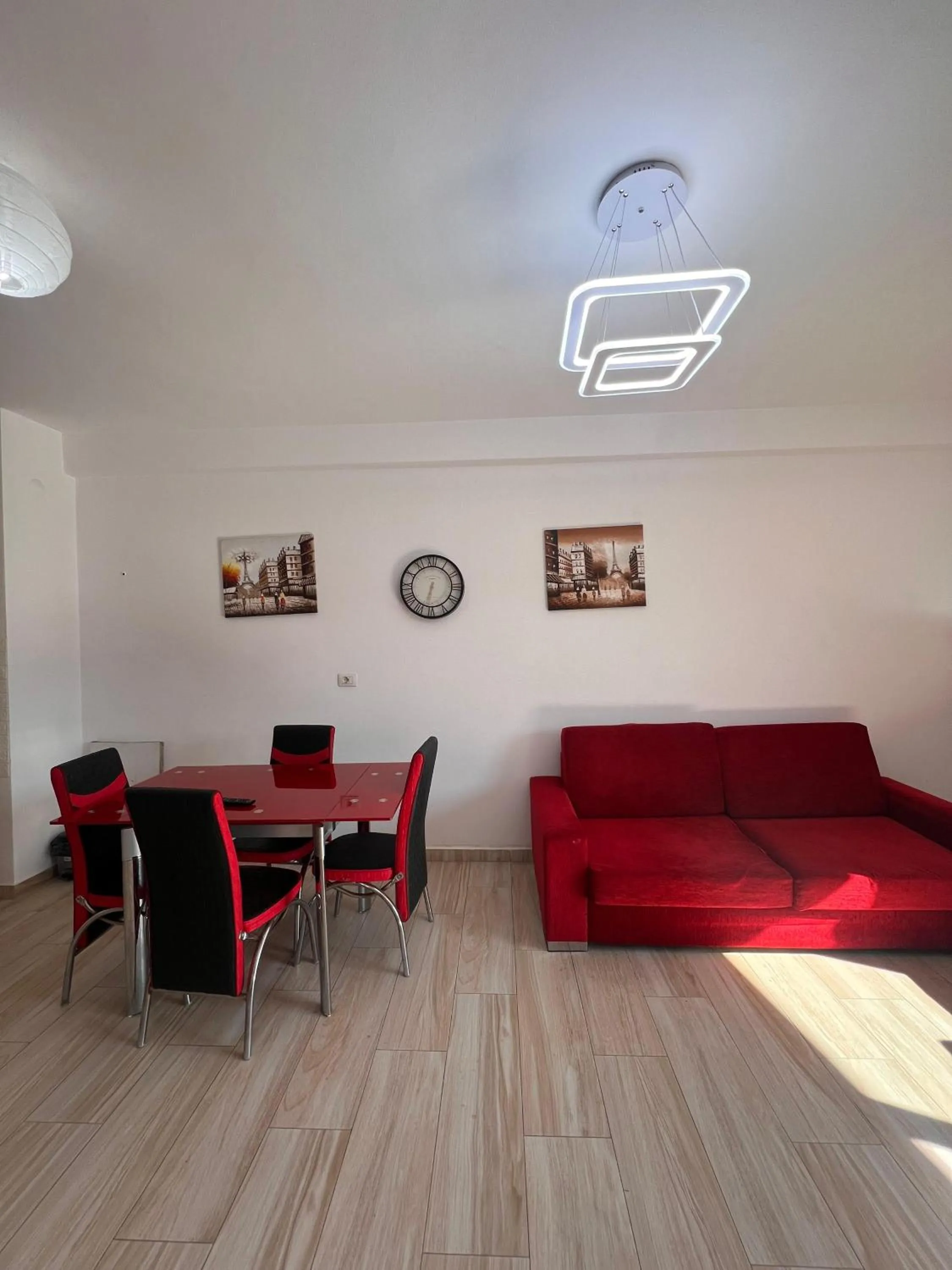 Communal lounge/ TV room in Kalpazo Home Tirana 21