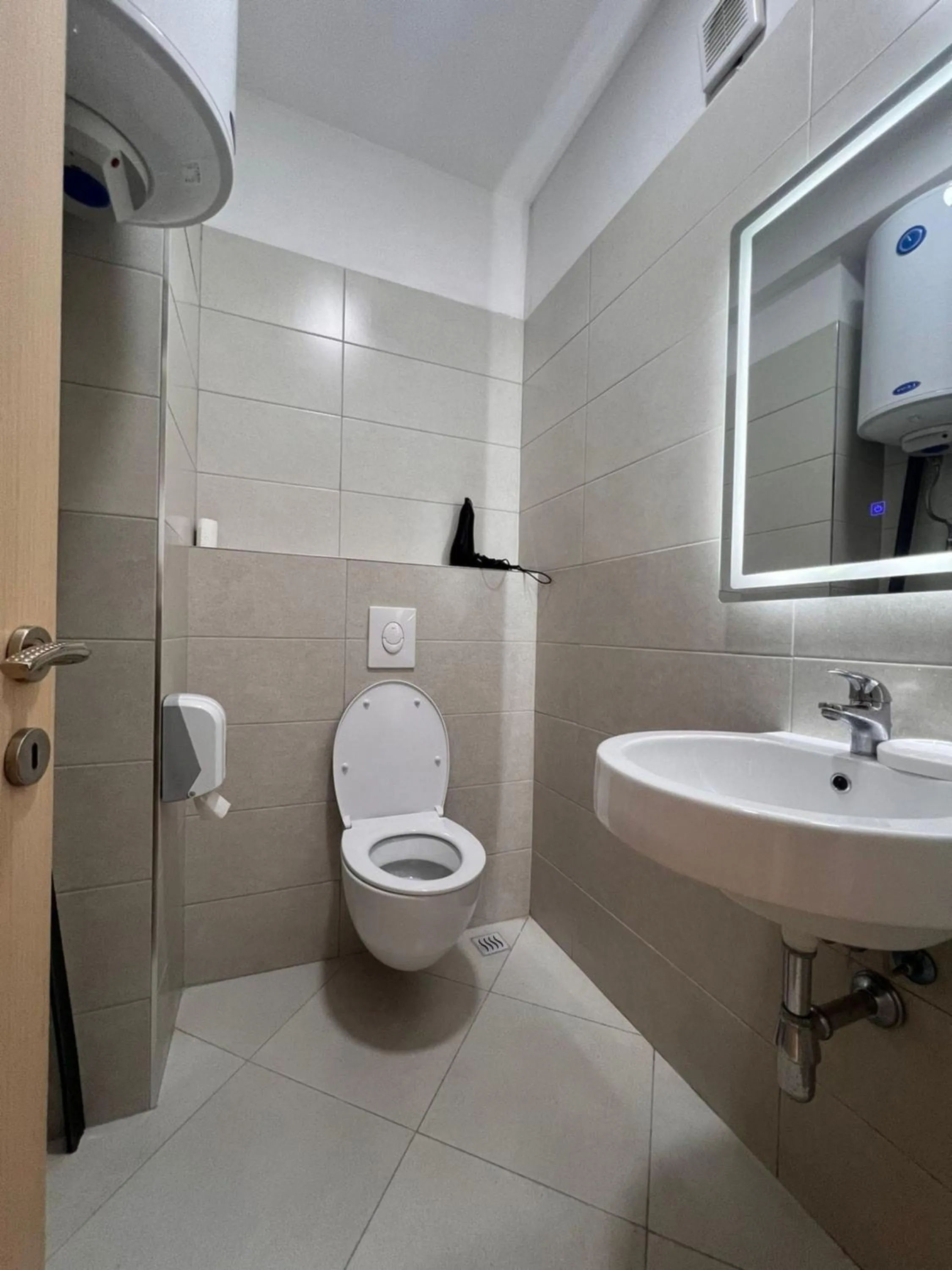 Bathroom in Kalpazo Home Tirana 21