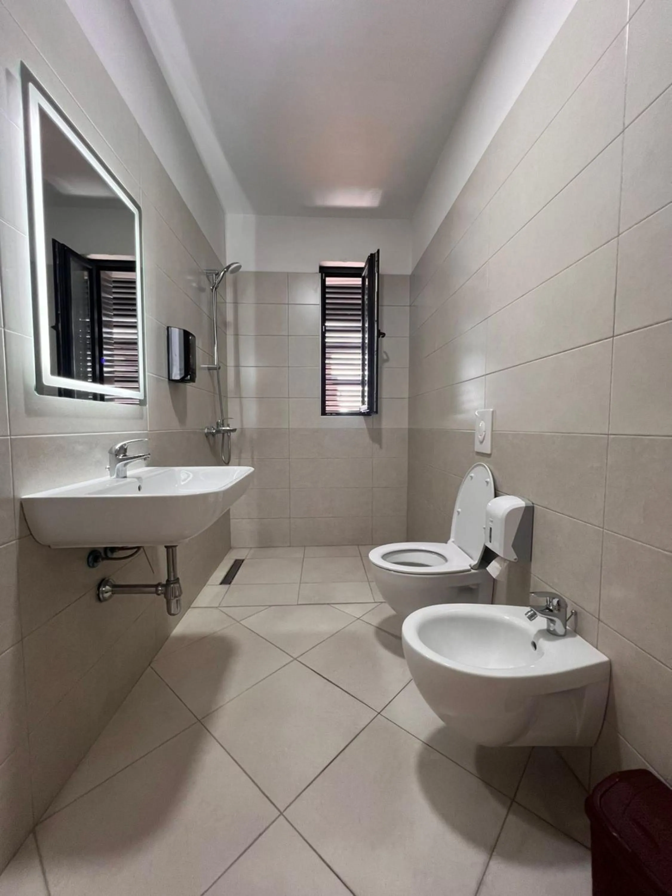 Bathroom in Kalpazo Home Tirana 21