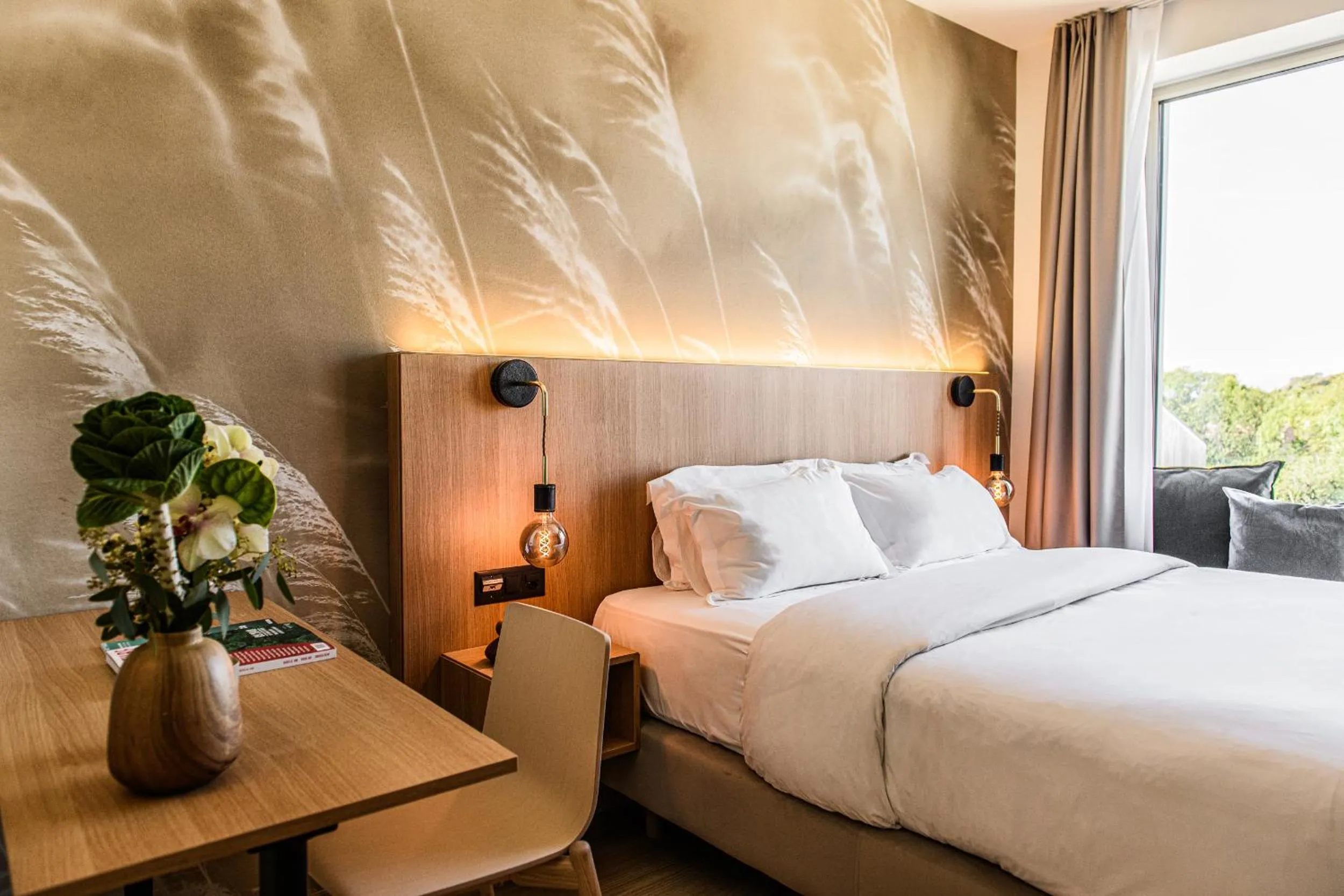 Bed in Afterwork Hotel