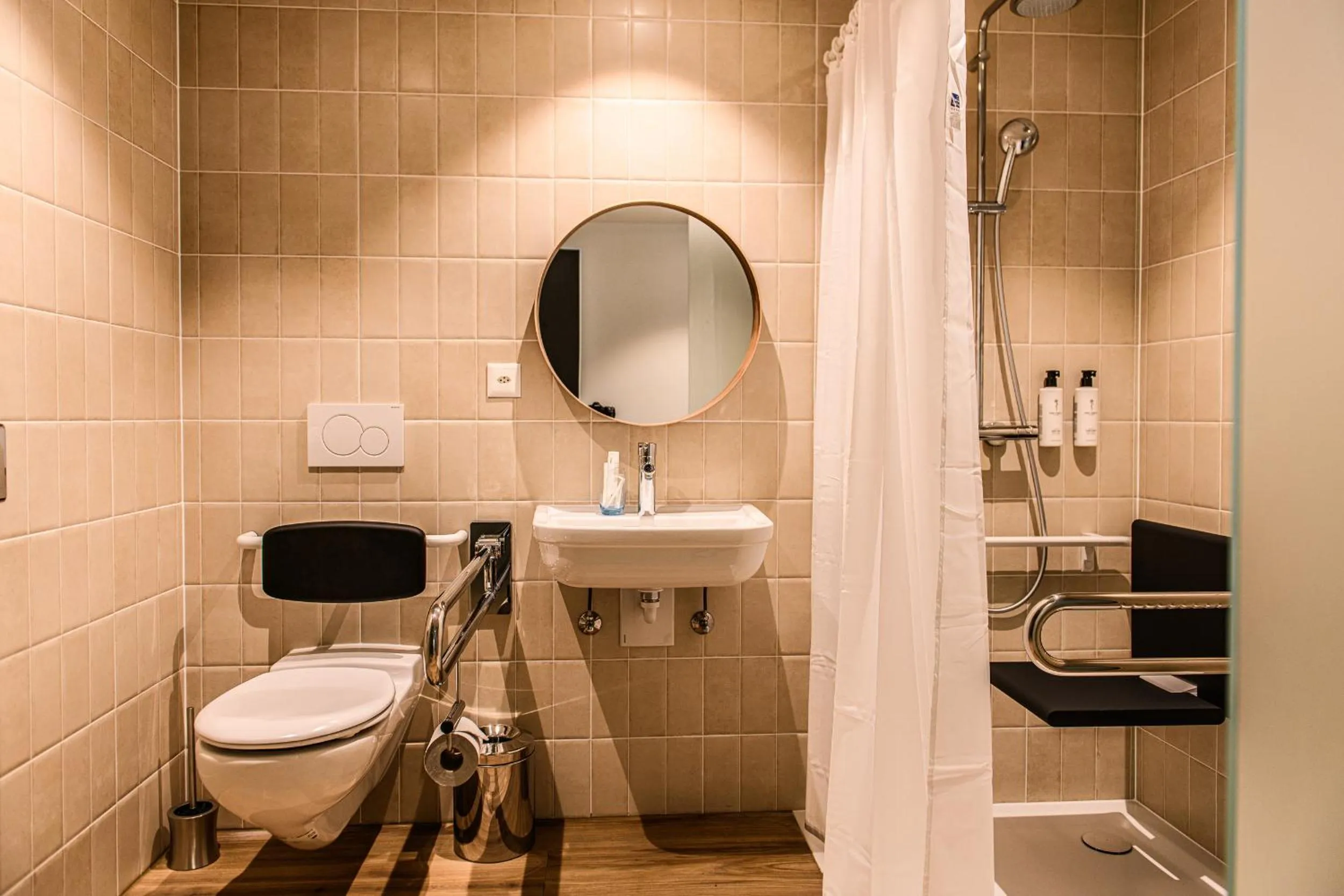 Bathroom in Afterwork Hotel