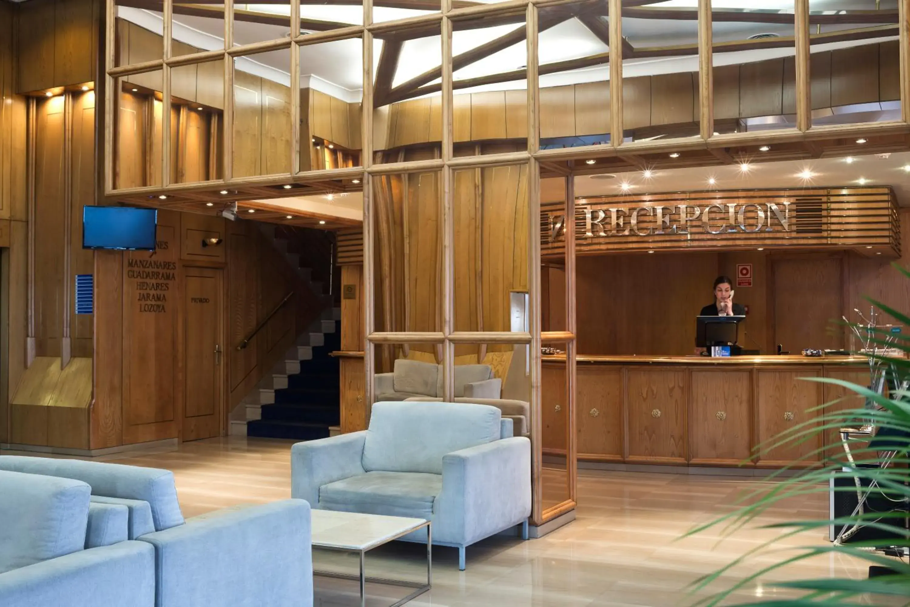 Lobby or reception in Crisol Vía Castellana Lobby or reception in Crisol Vía Castellana