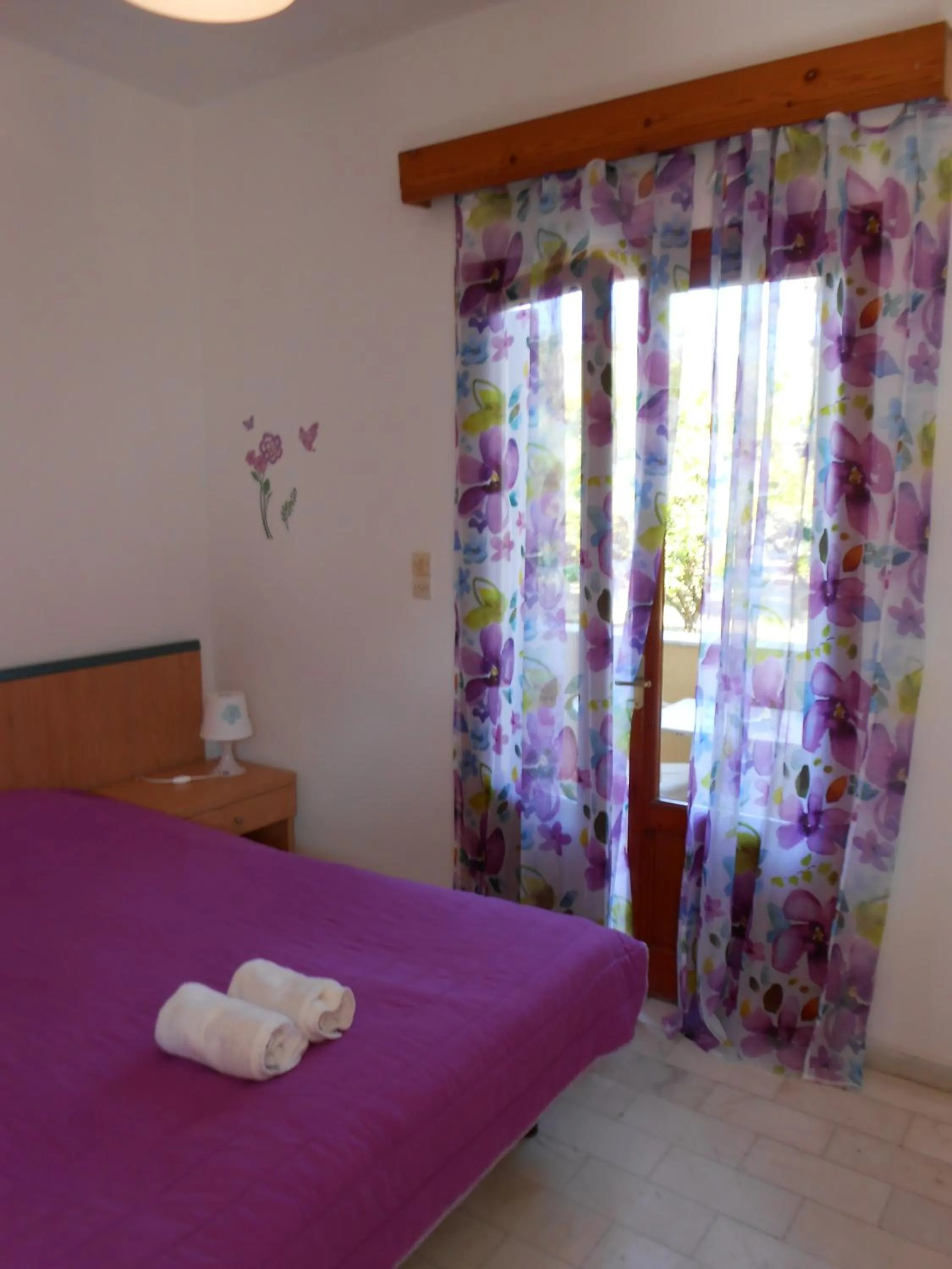 Bed in ANAMAMA -SOCRATES studios