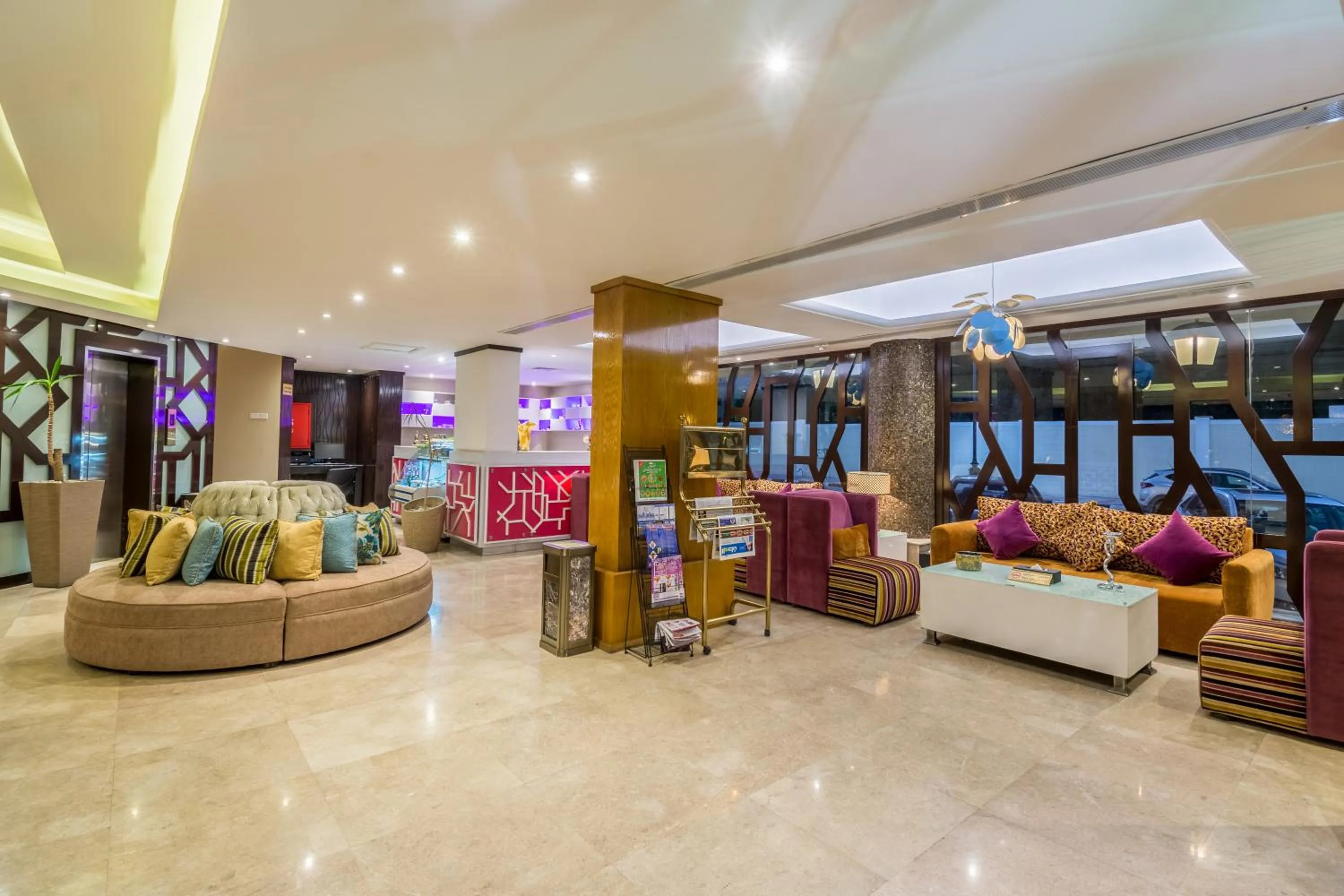 Lobby or reception in Al Muhaidb Residence Al KHOBAR