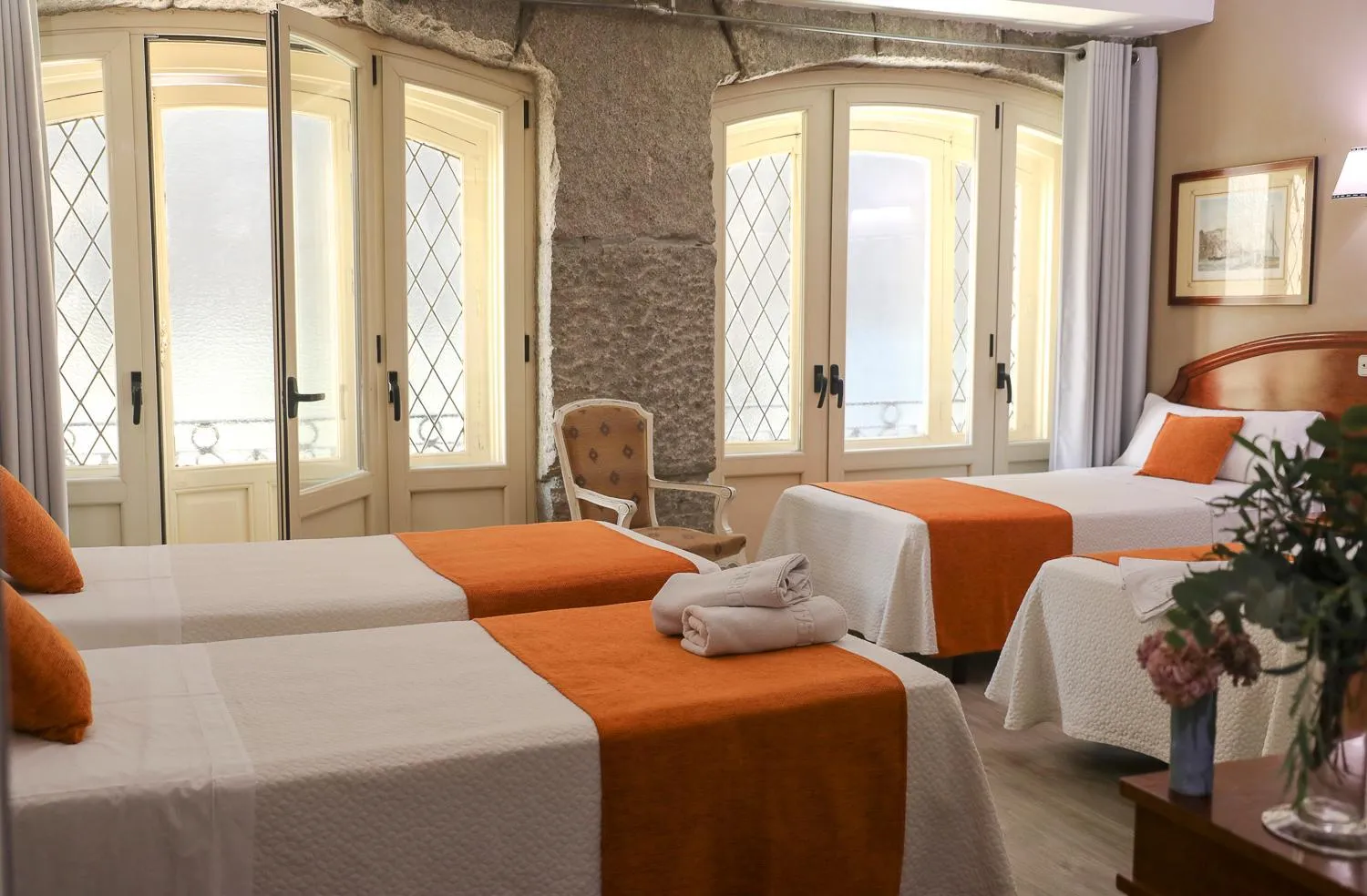 Photo of the whole room, Bed in Hostal San Lorenzo