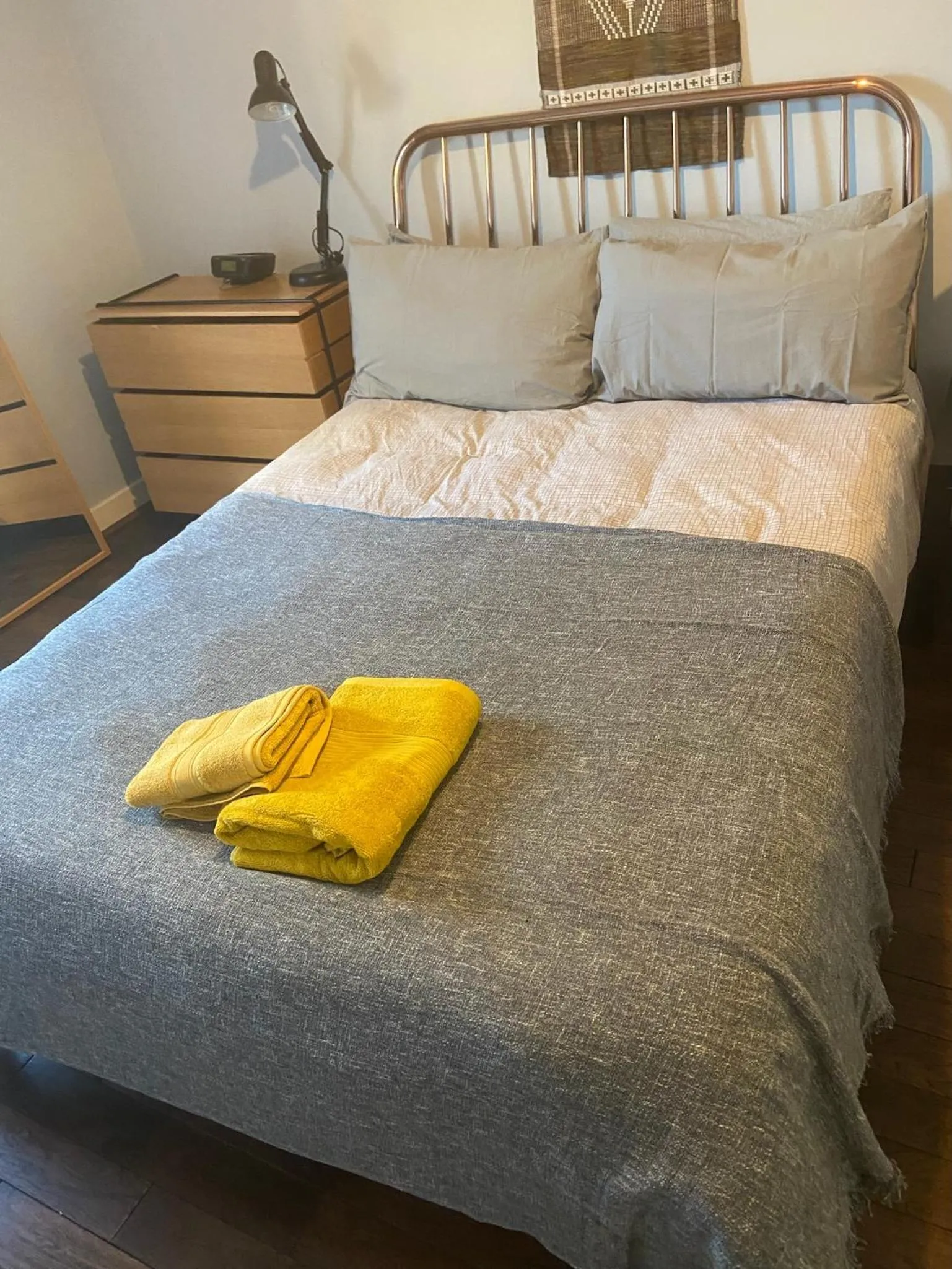Spacious 1-bed flat in North Kensington