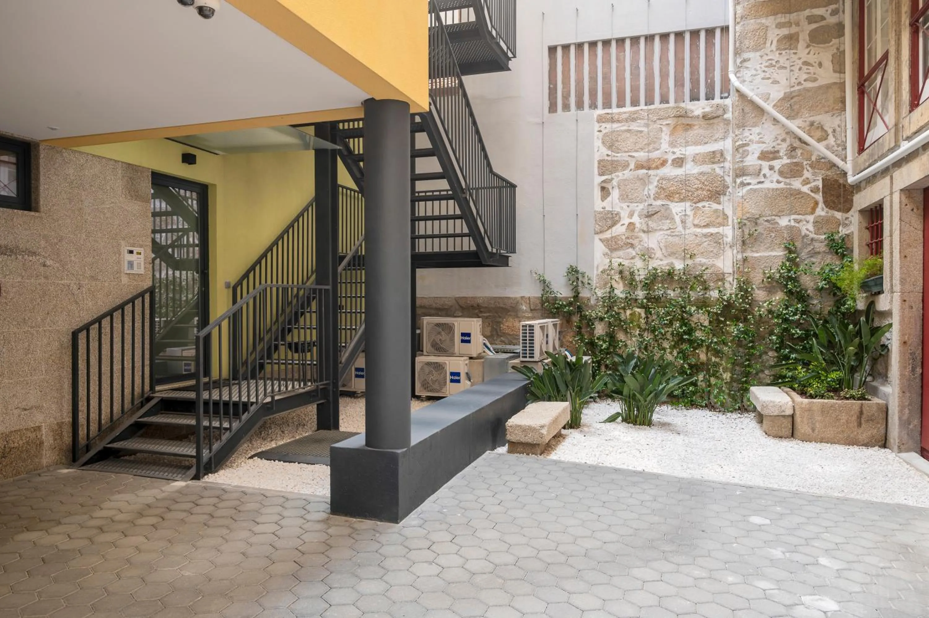 Off site in Wanderlust, by Bolhão Residences