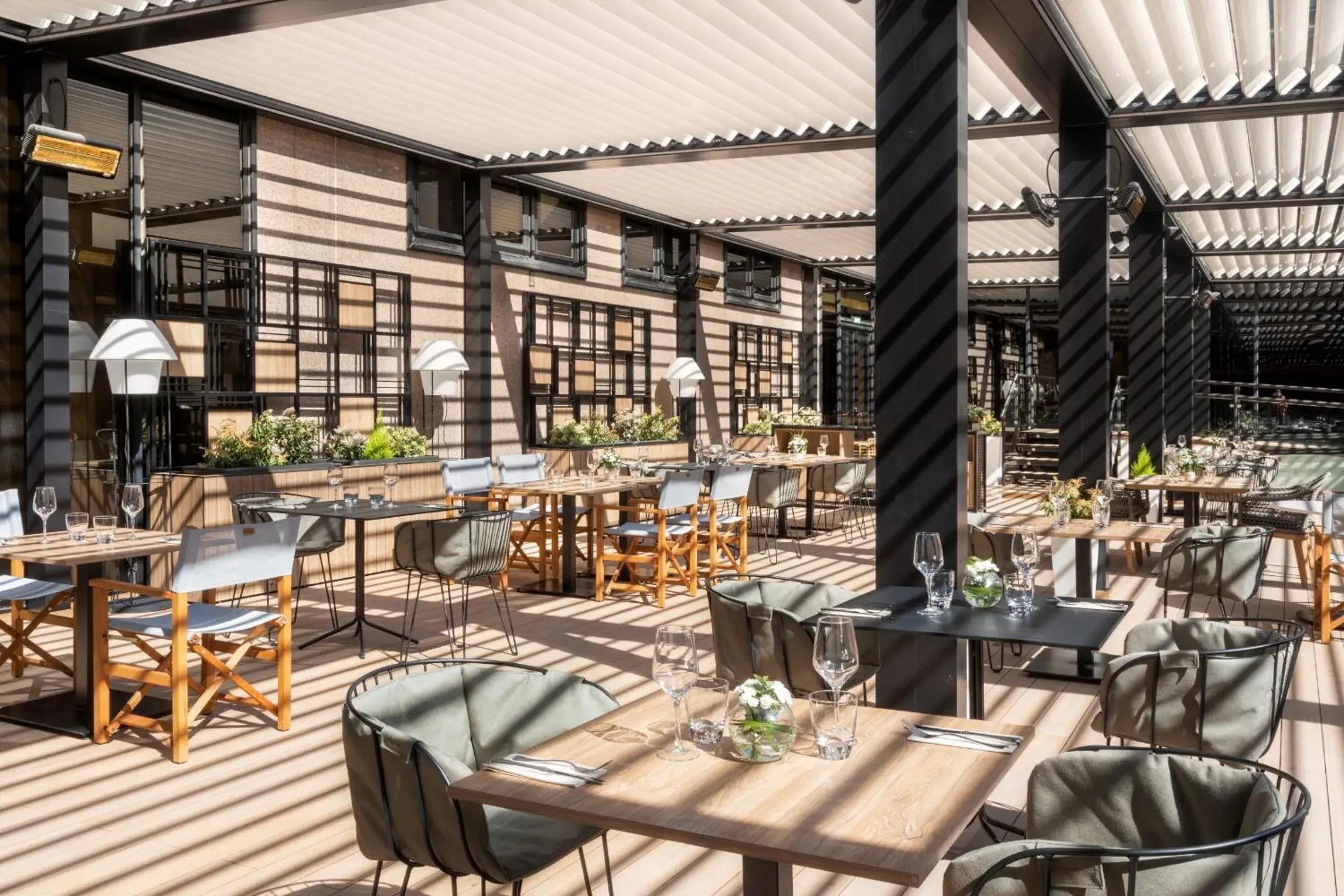 Restaurant/places to eat in Melia Avenida de America Restaurant/places to eat in Melia Avenida de America