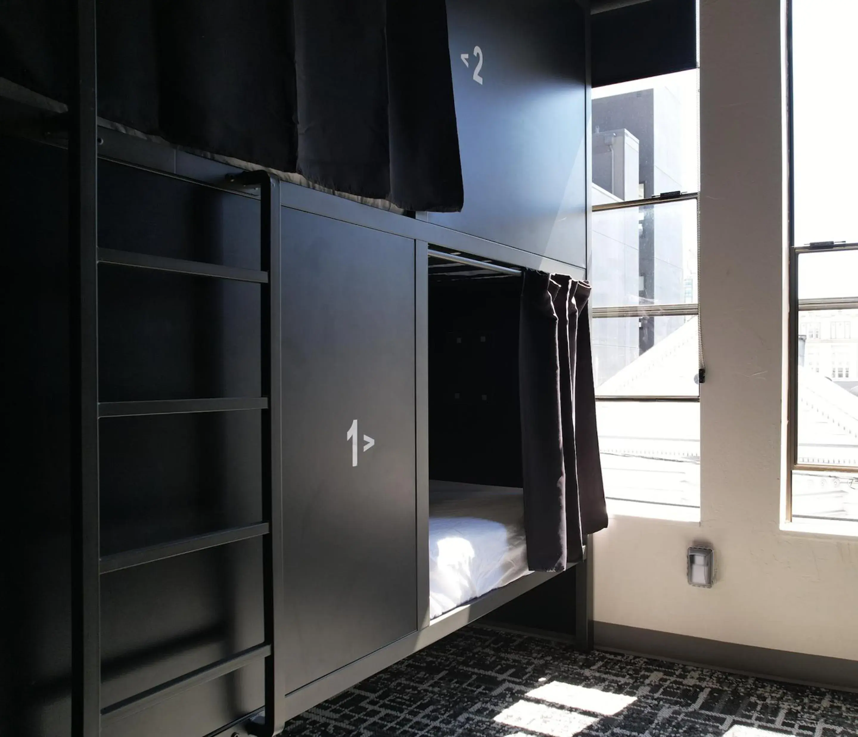 bunk bed in Chapter San Francisco bunk bed in Chapter San Francisco