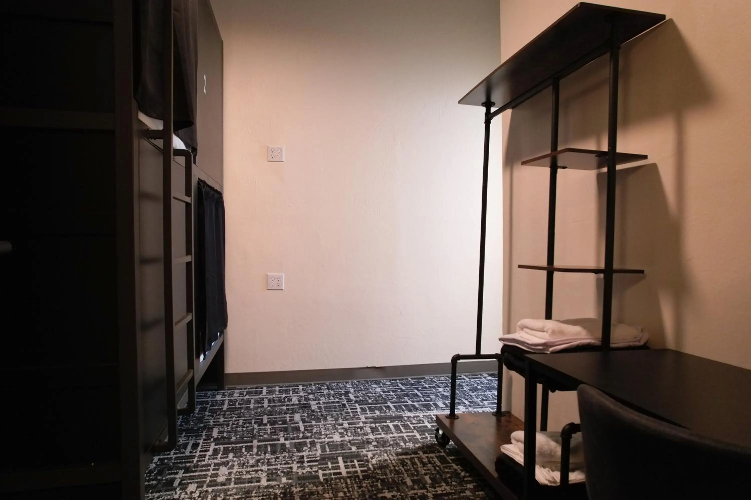 bunk bed in Chapter San Francisco