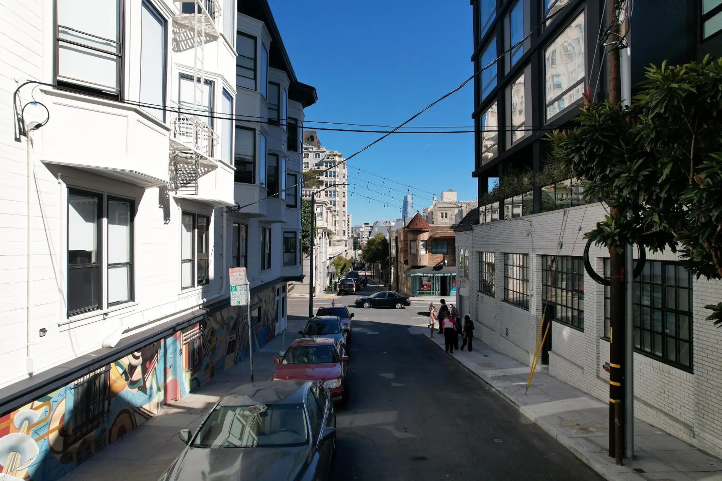 Property building in Chapter San Francisco Property building in Chapter San Francisco