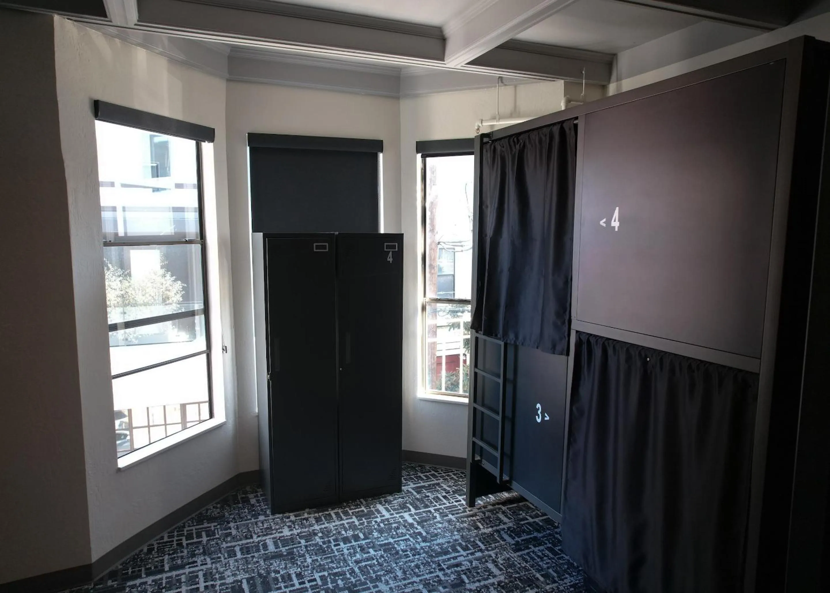 Photo of the whole room in Chapter San Francisco