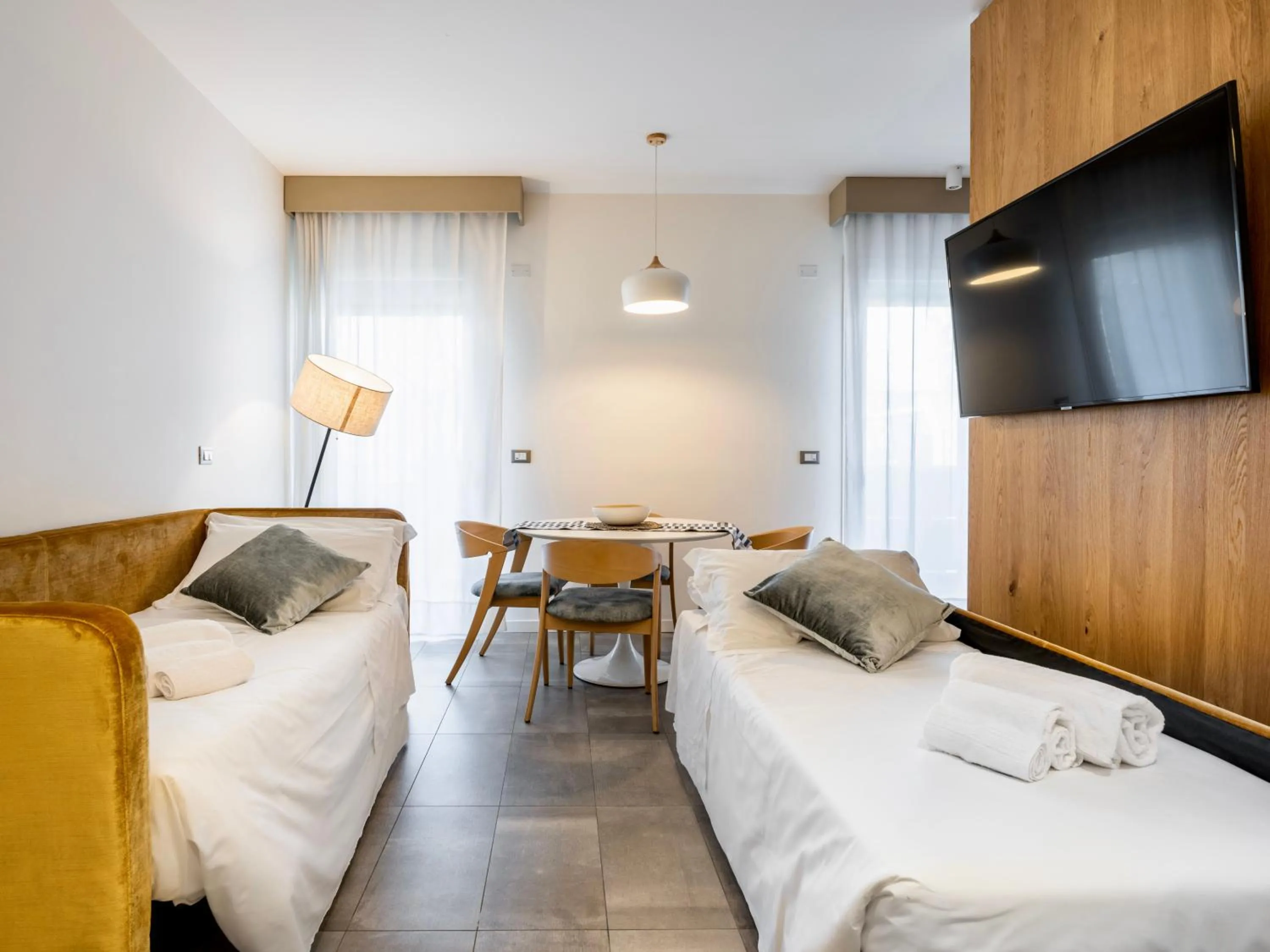 Bed in Venice Green Residence