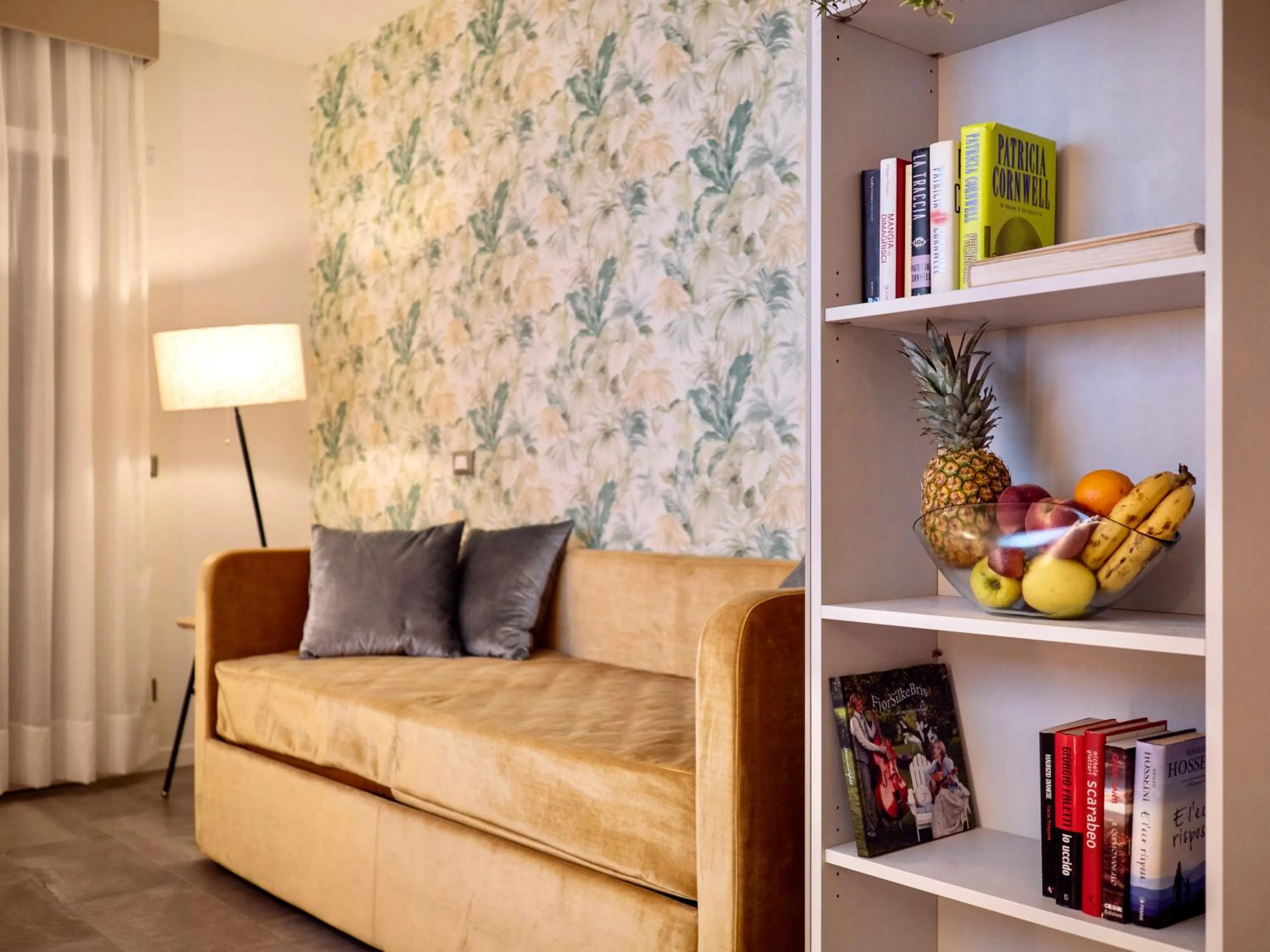 Library in Venice Green Residence