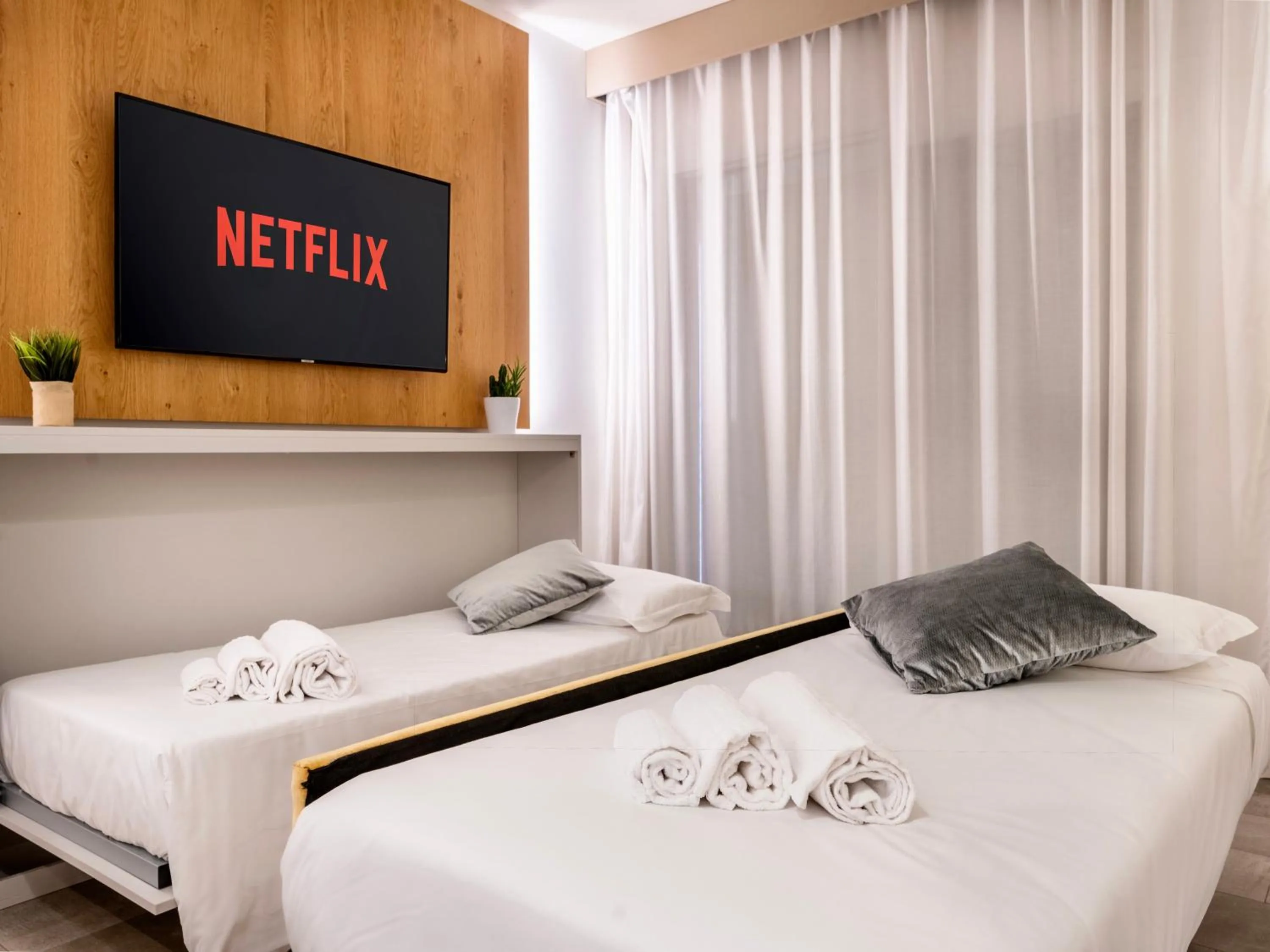 Photo of the whole room, Bed in Venice Green Residence