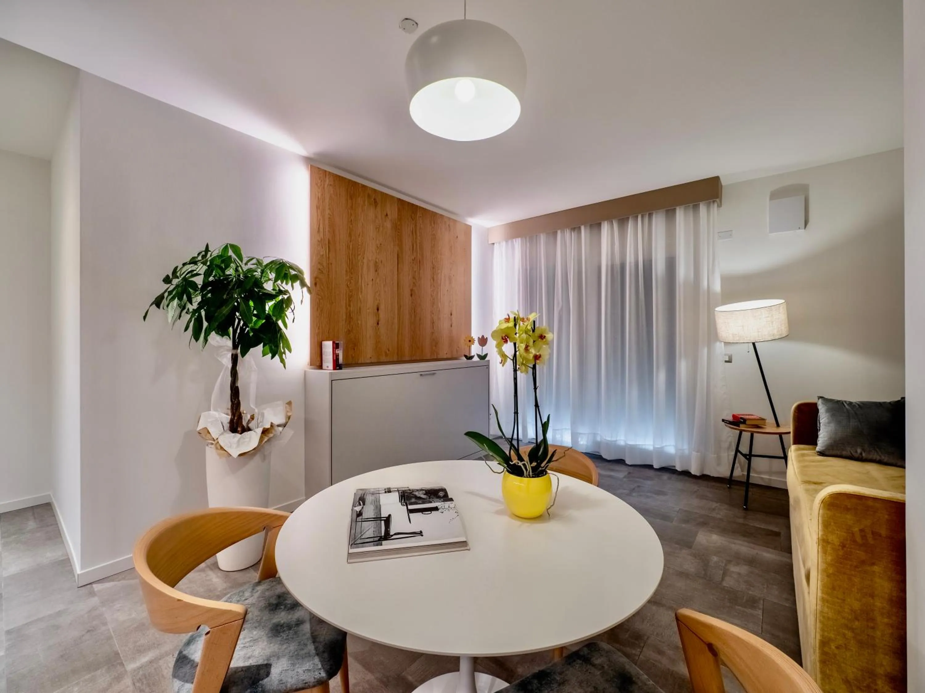 Living room in Venice Green Residence
