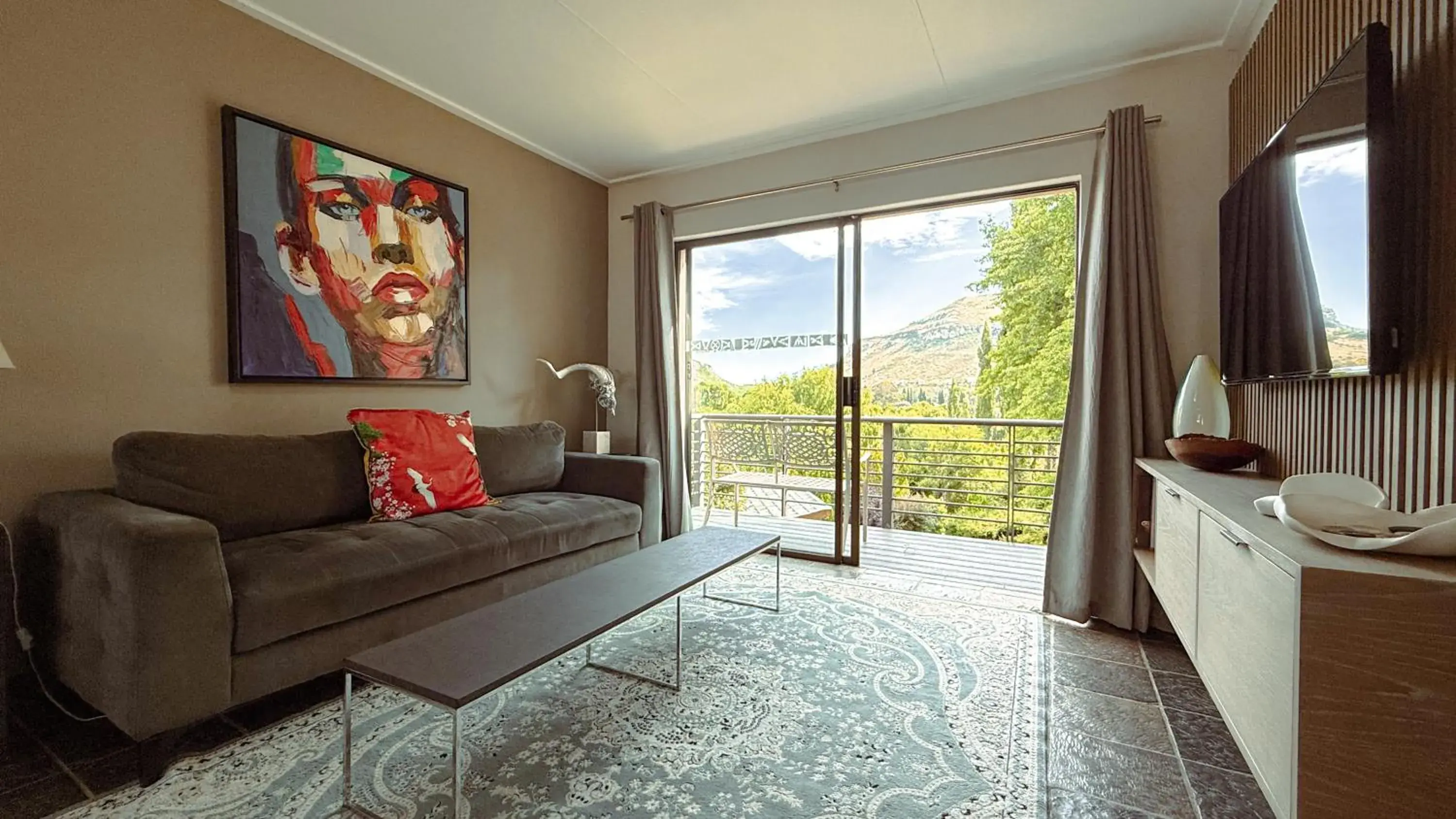 Double Room with Mountain View in Titanic View - Place of Peace Double Room with Mountain View in Titanic View - Place of Peace