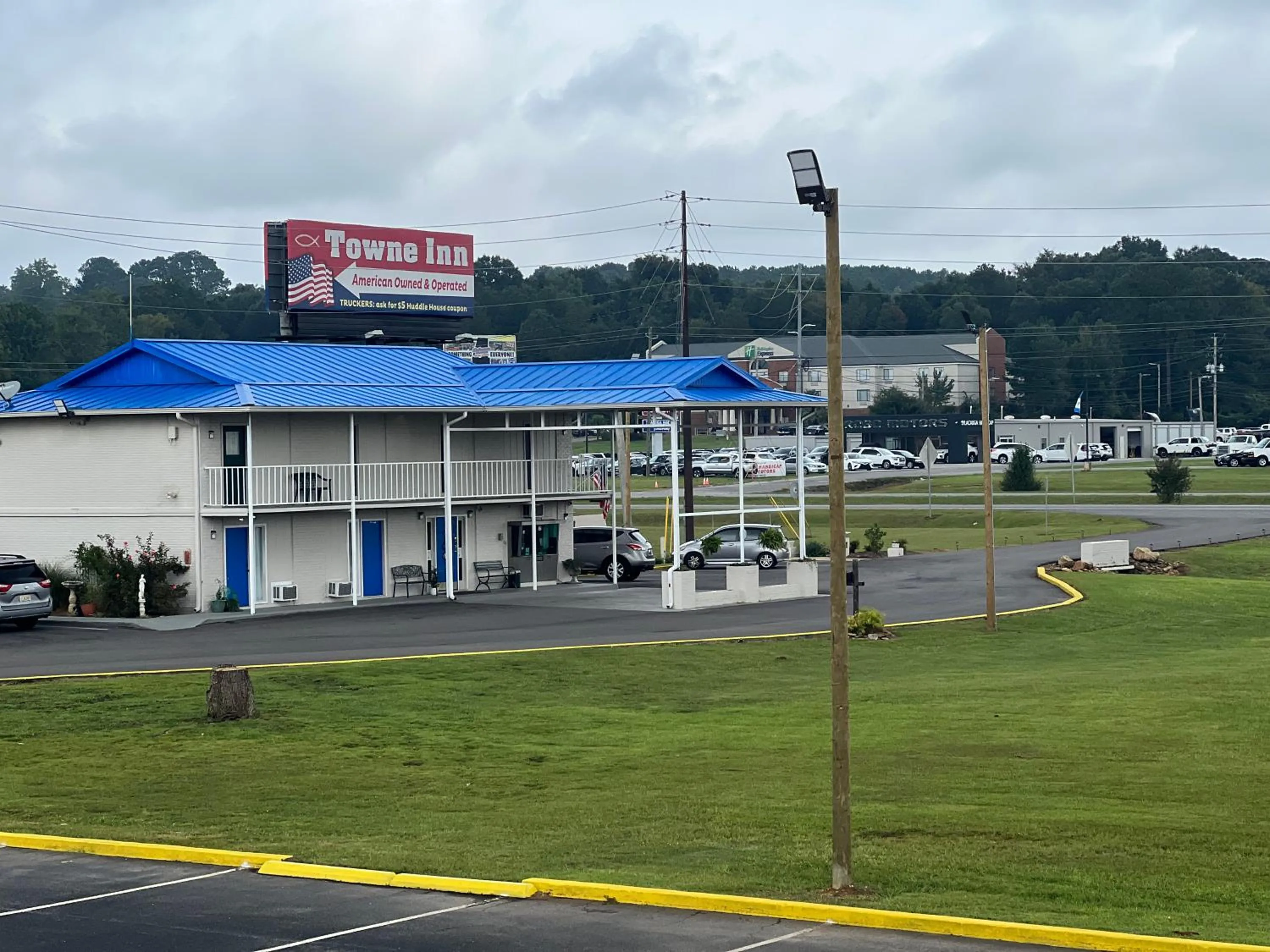 Property logo or sign in Towne inn