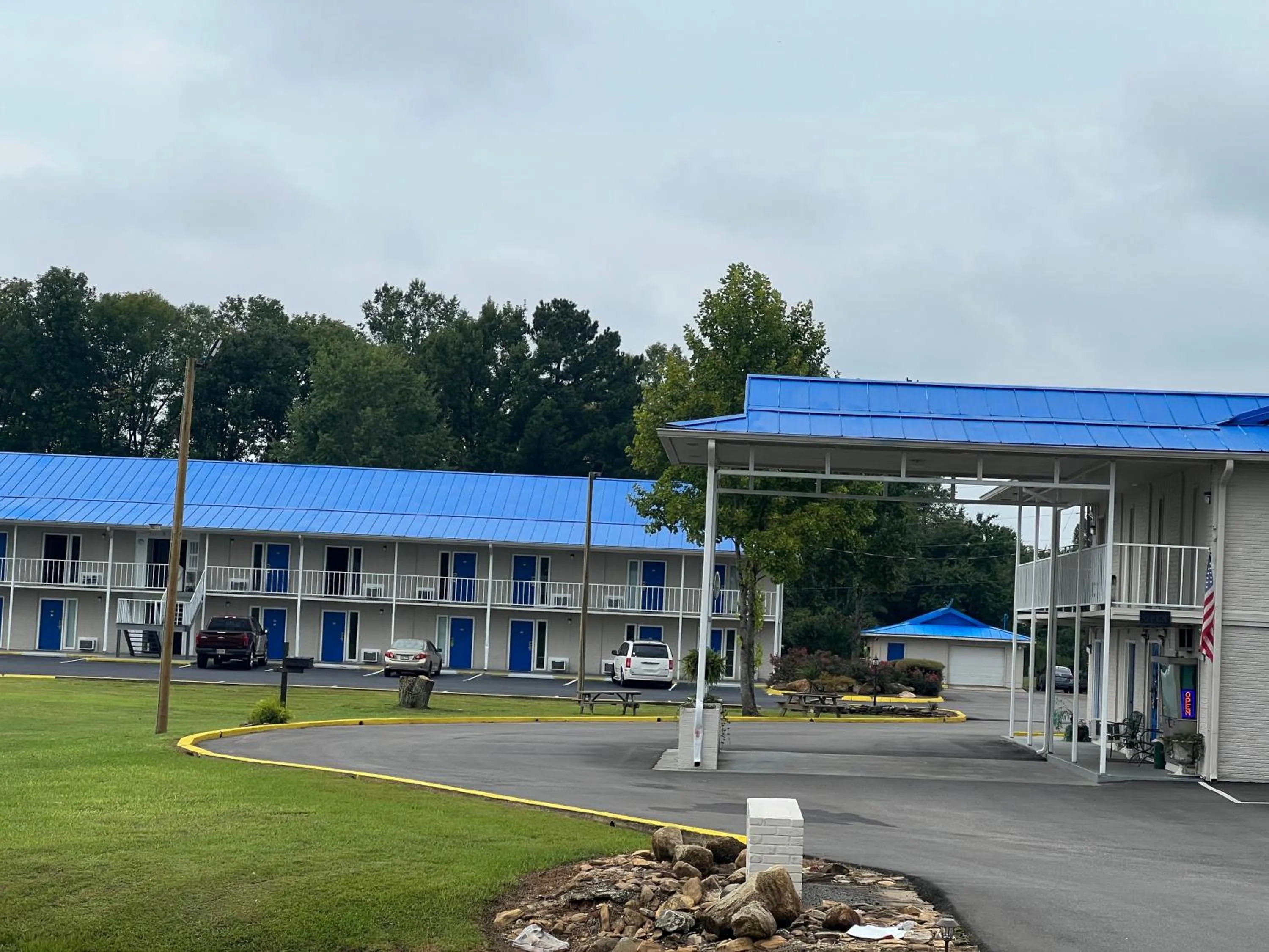 Property building in Towne inn