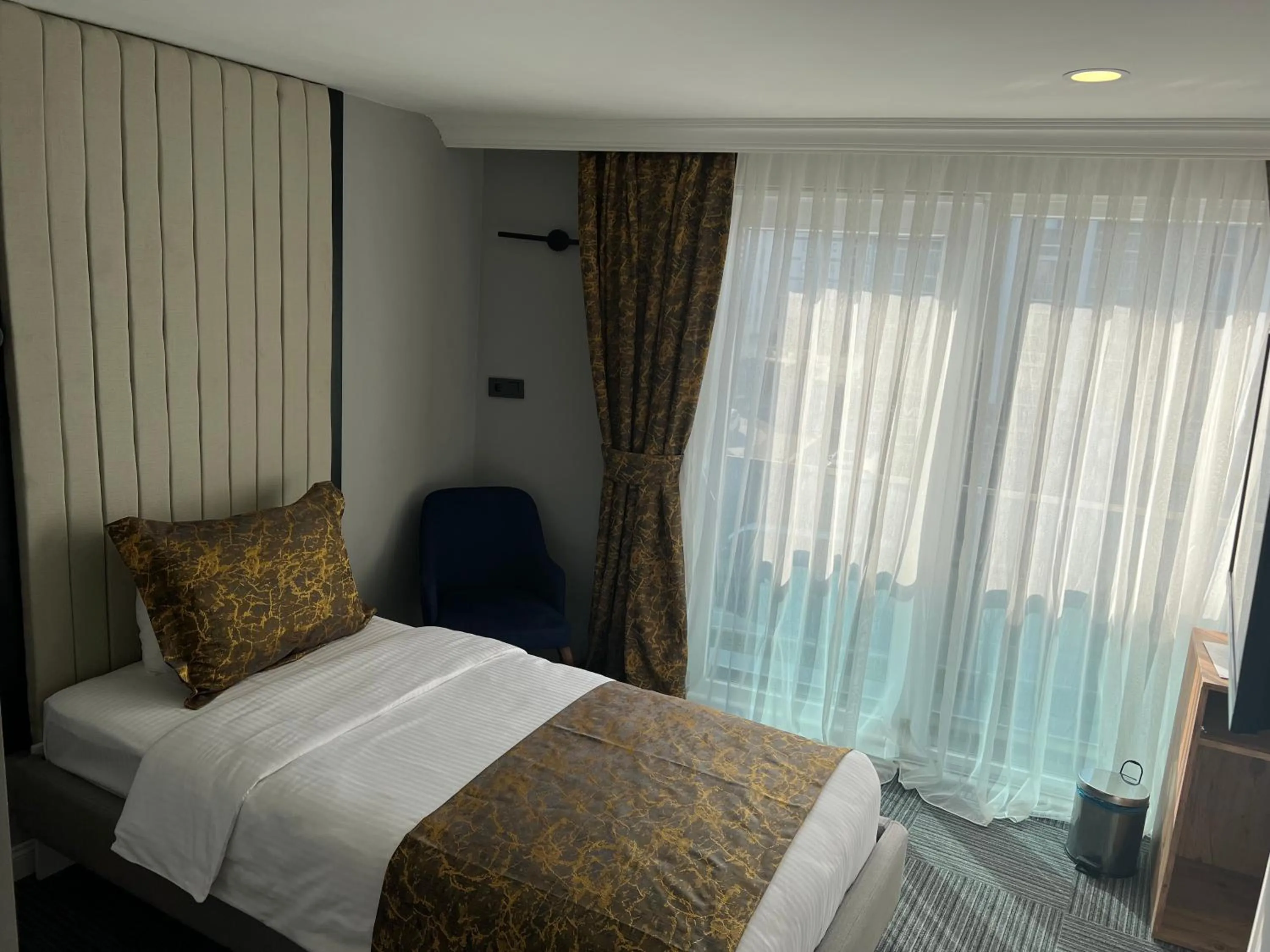 Bed in Çepni's HOTEL