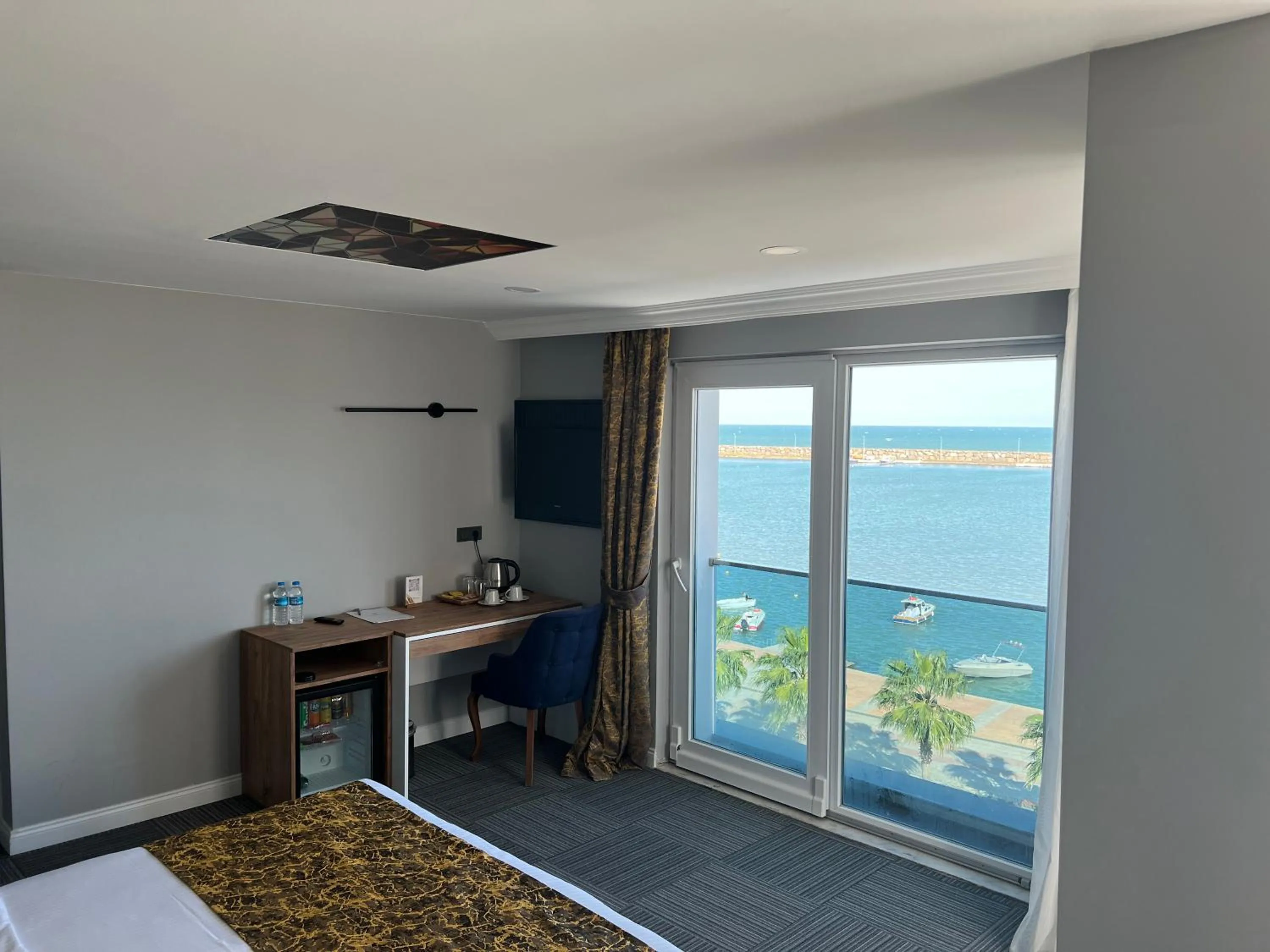 Bed in Çepni's HOTEL