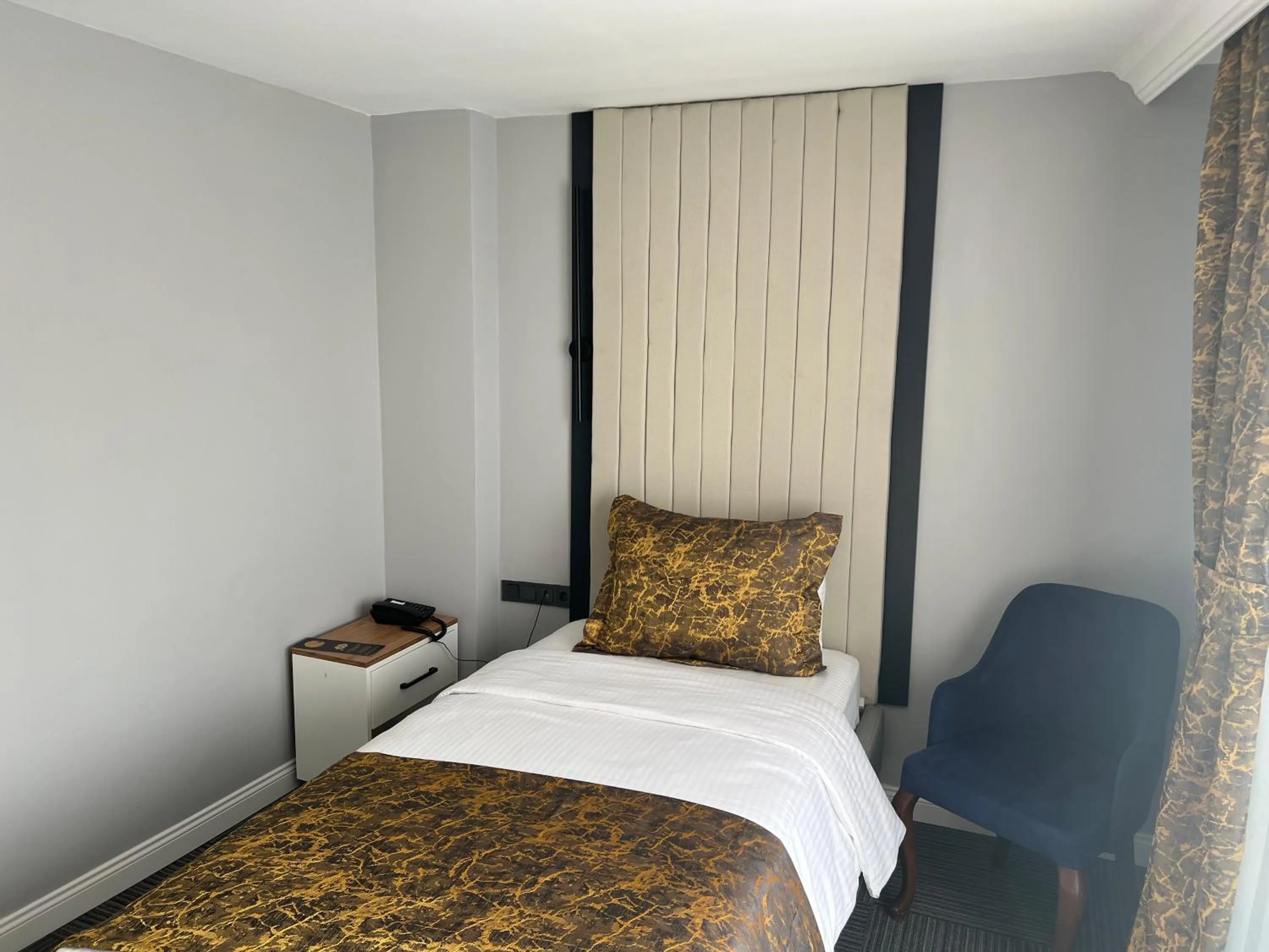 Bed in Çepni's HOTEL