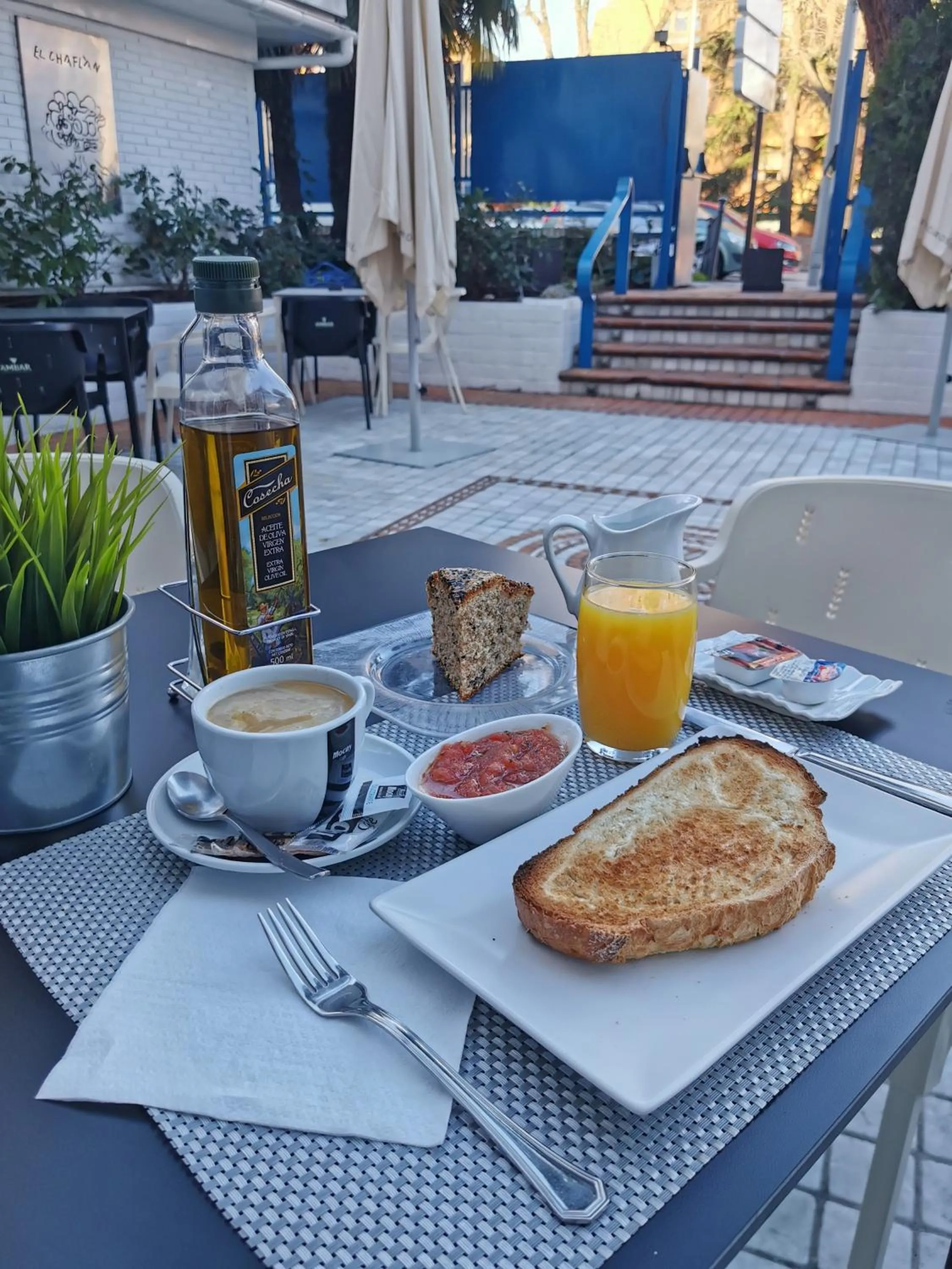 Continental breakfast in La Posada de El Chaflán