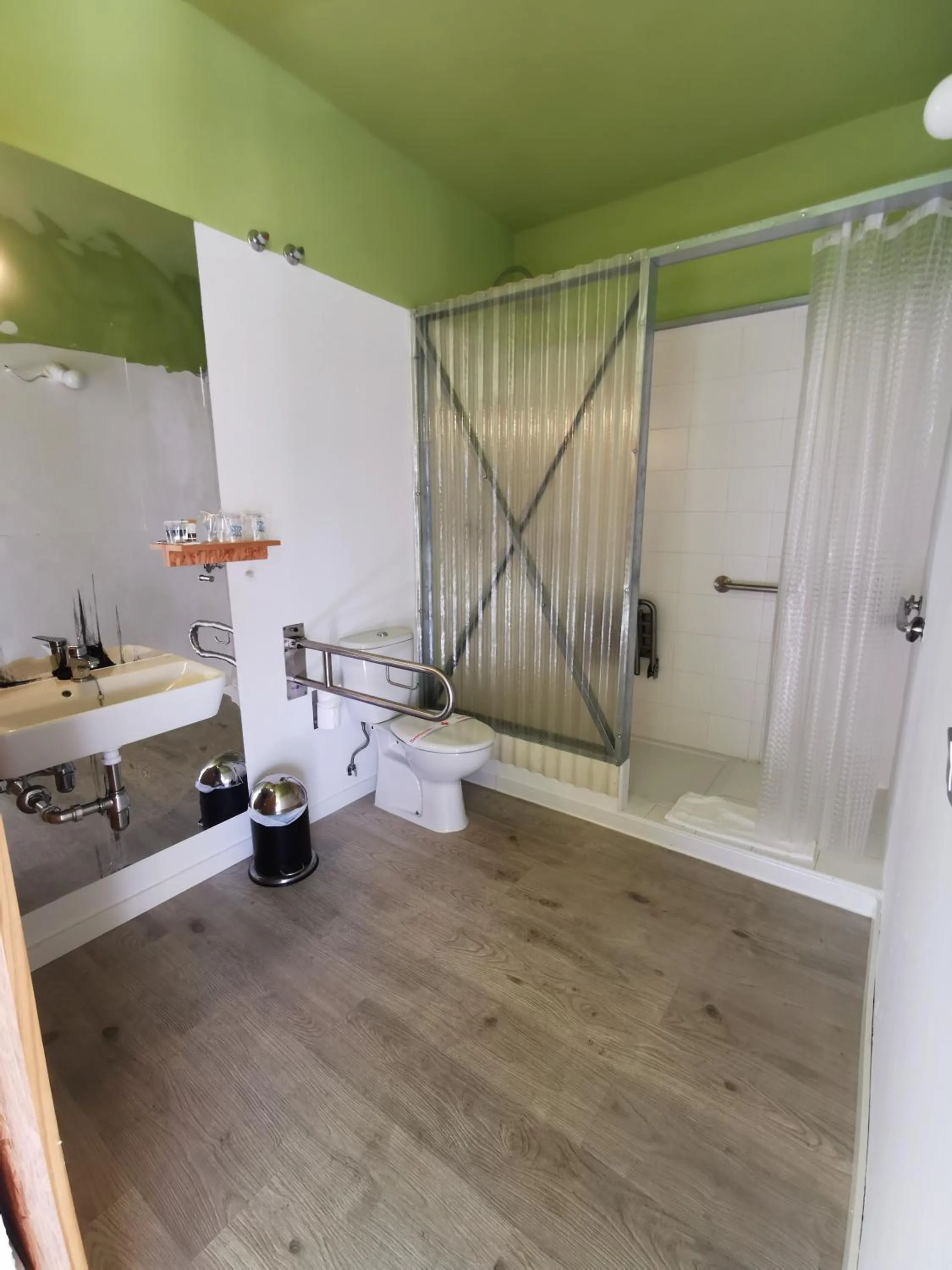 Shower in La Posada de El Chaflán