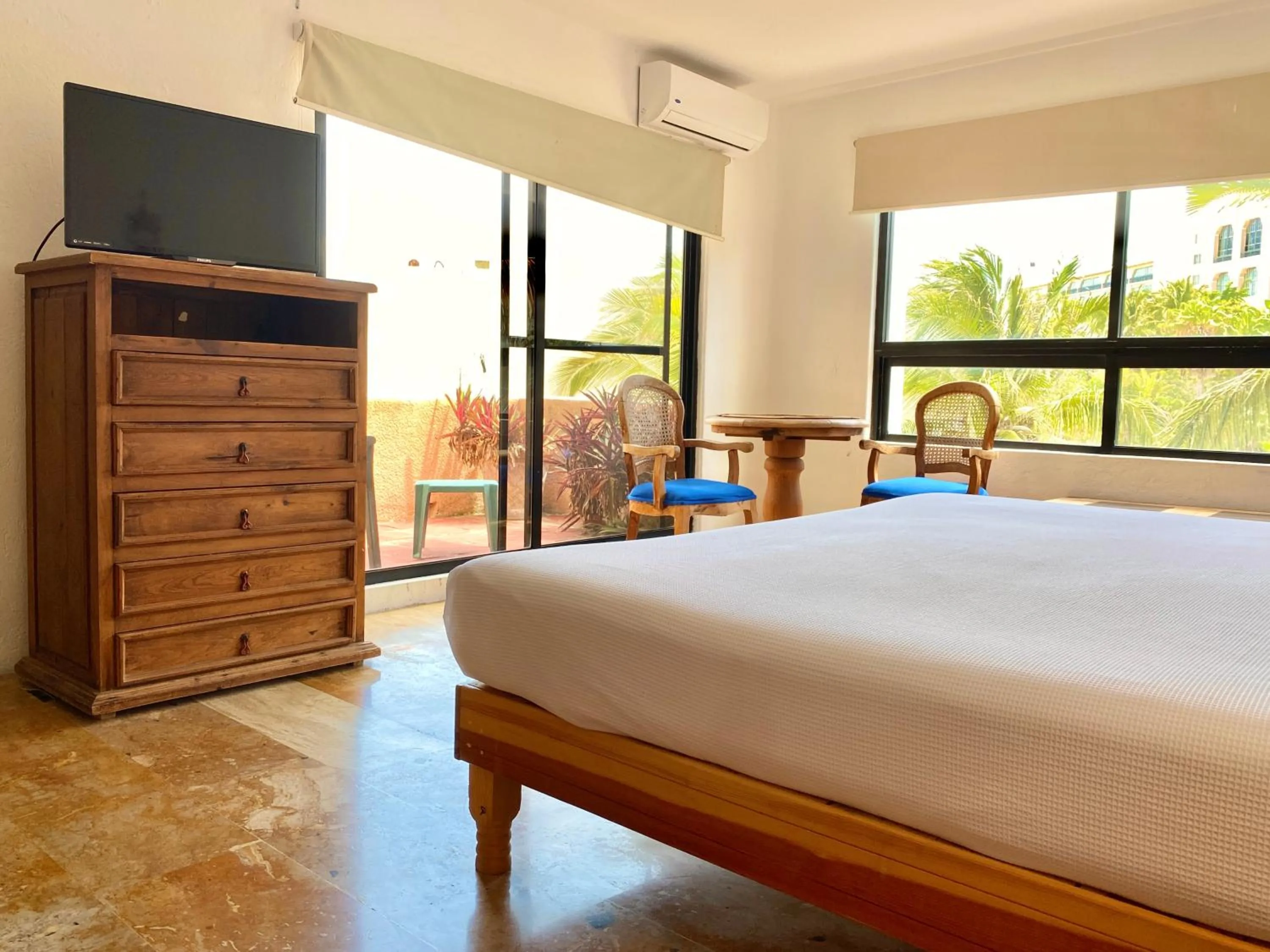 Bed in Villas Tropical By Andiani