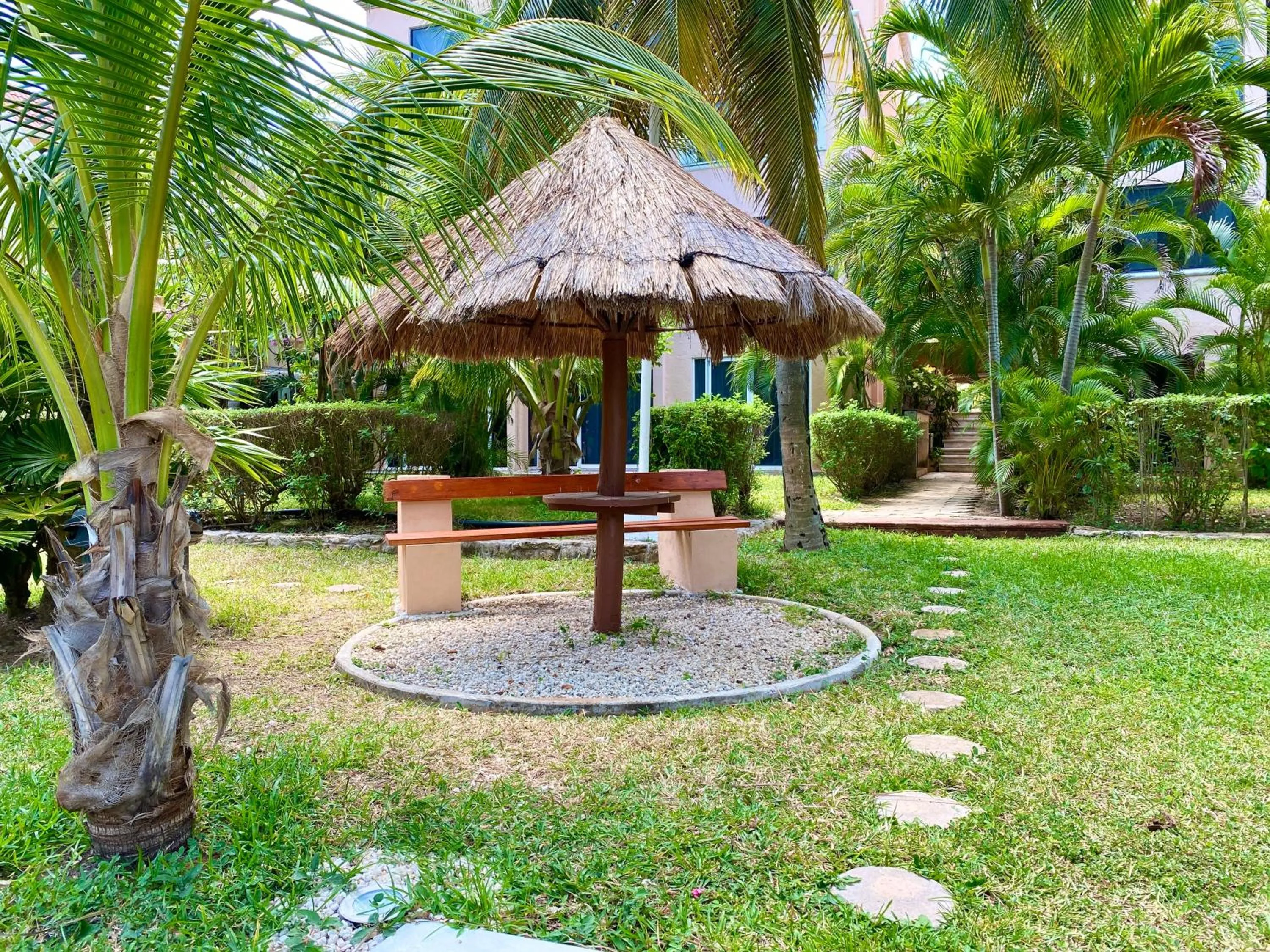 Garden in Villas Tropical By Andiani